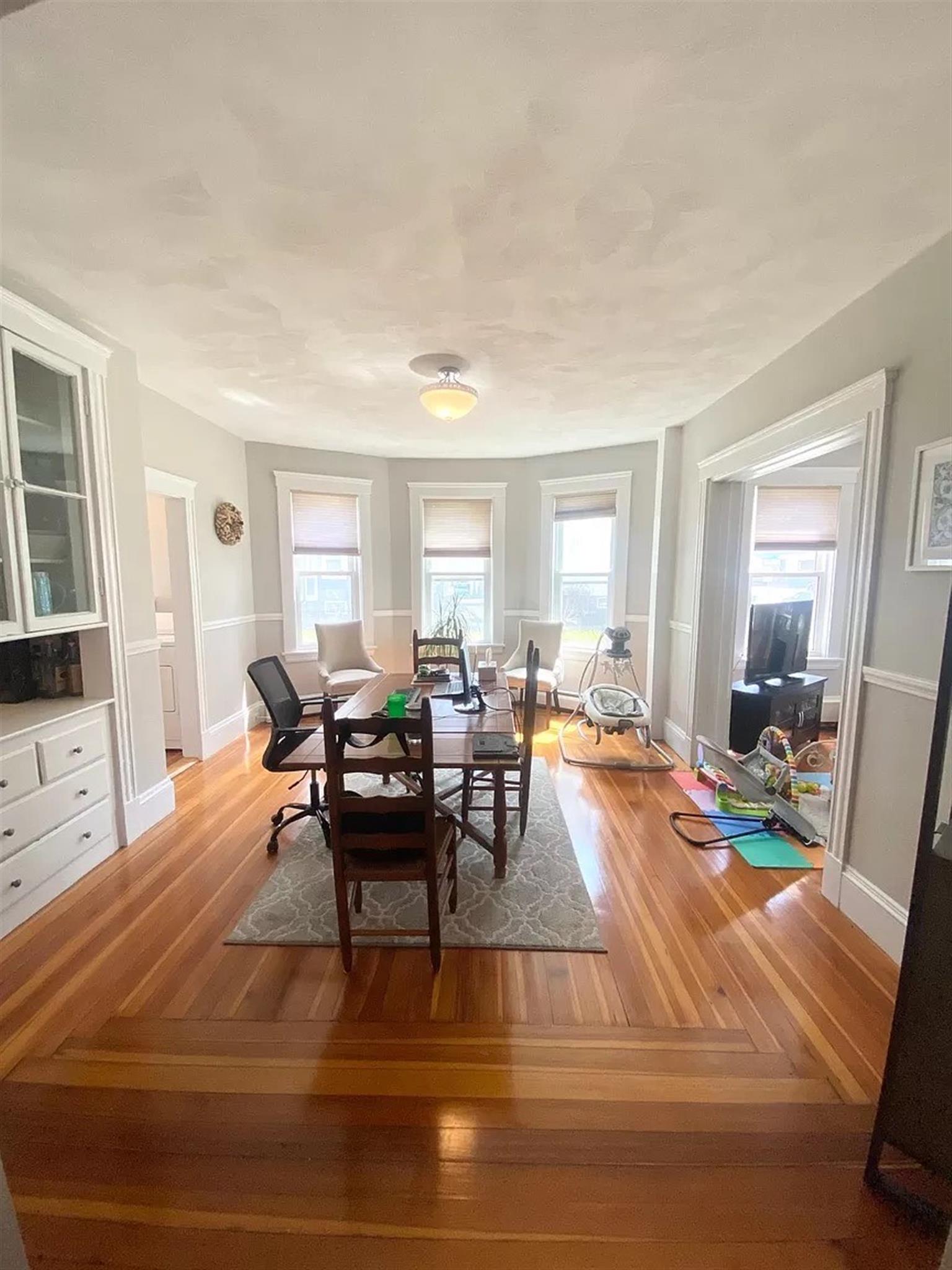 92 Medford St, Magoun Square