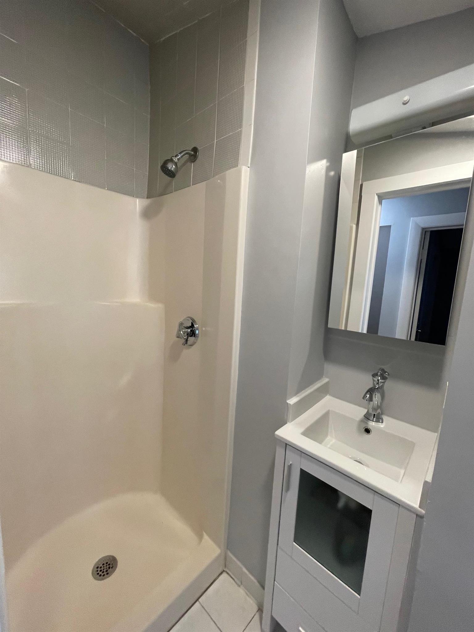 437 Somerville Ave, Union Square