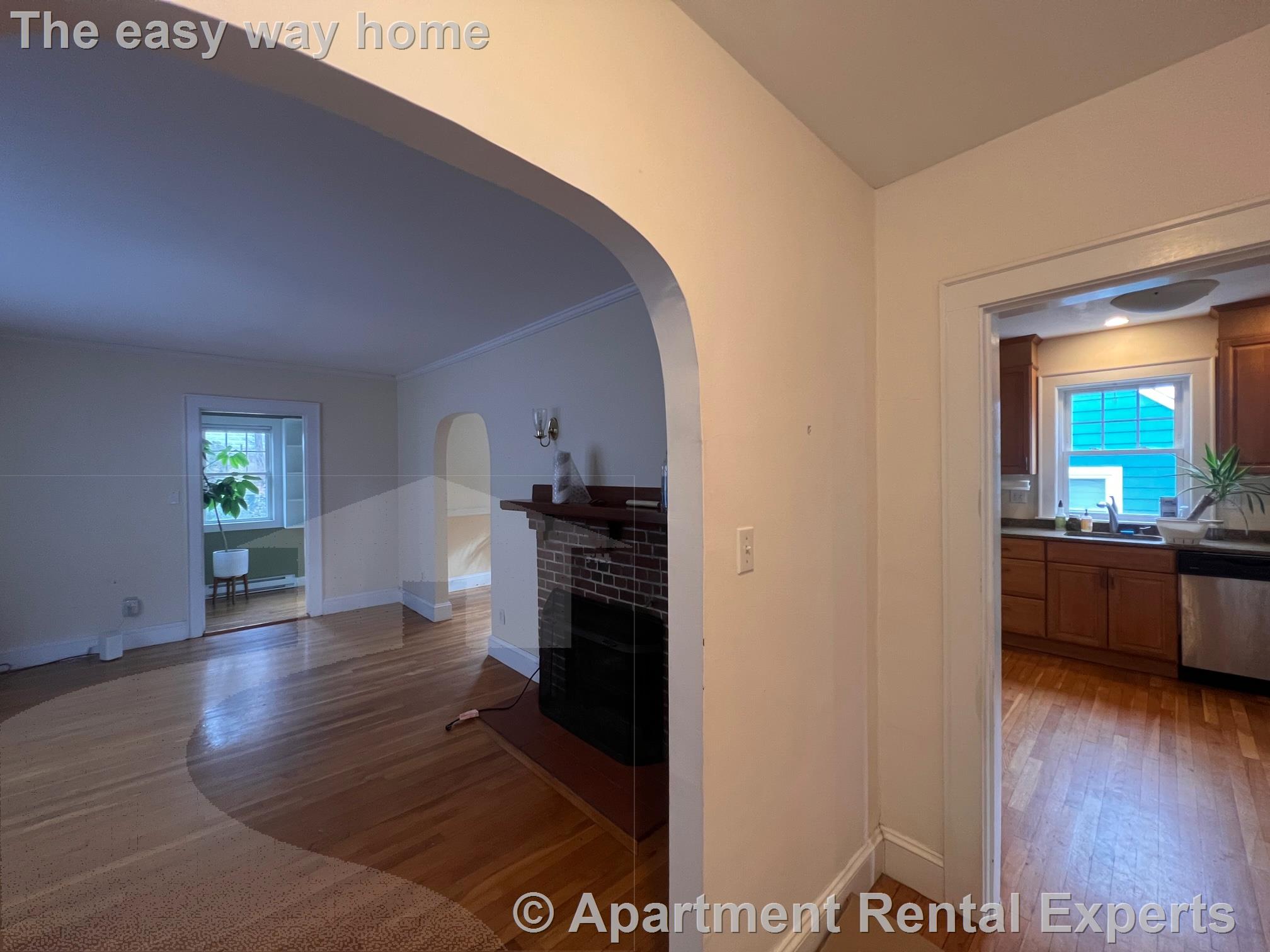 137 Sunset Rd, Arlington