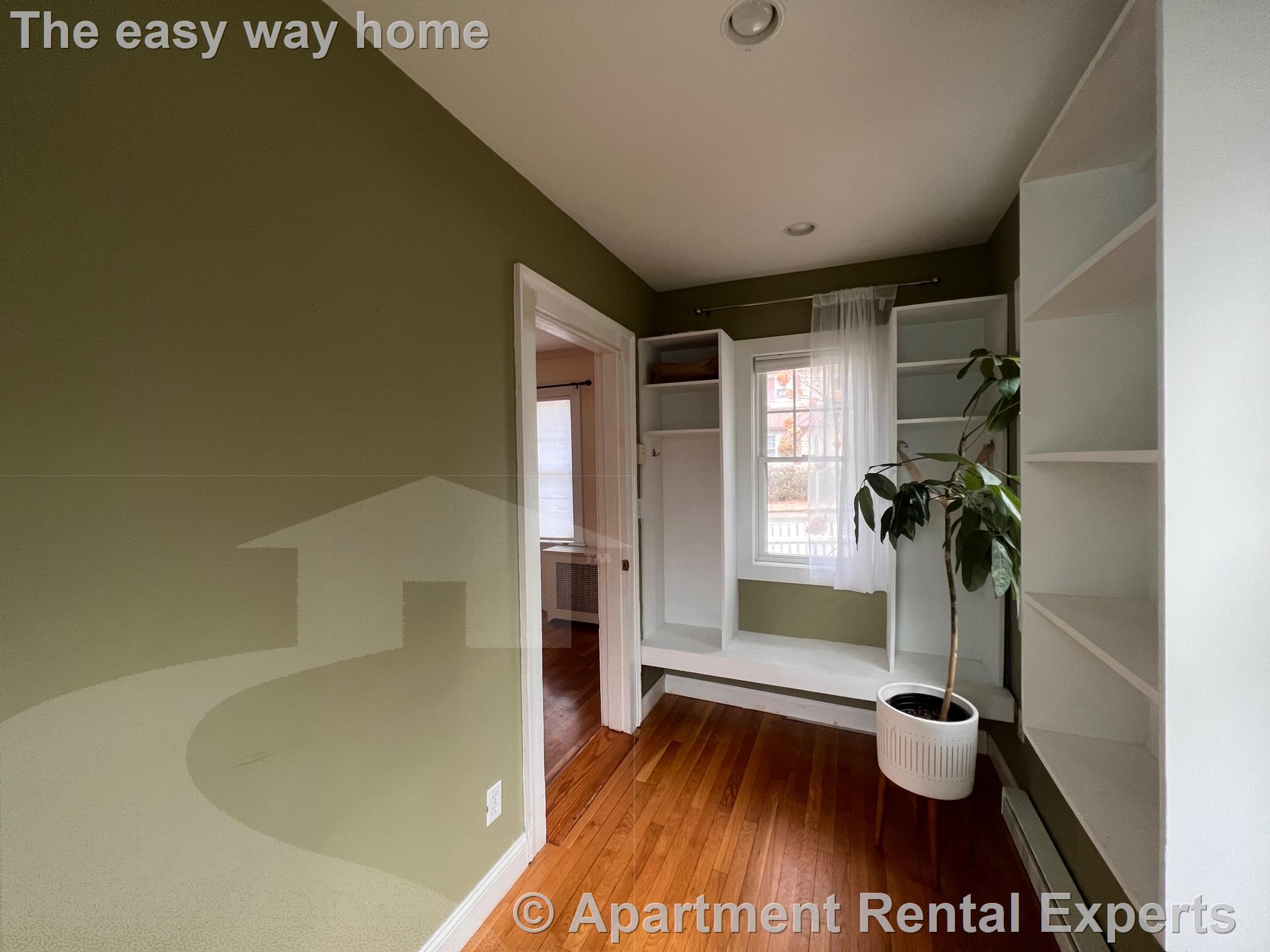 137 Sunset Rd, Arlington