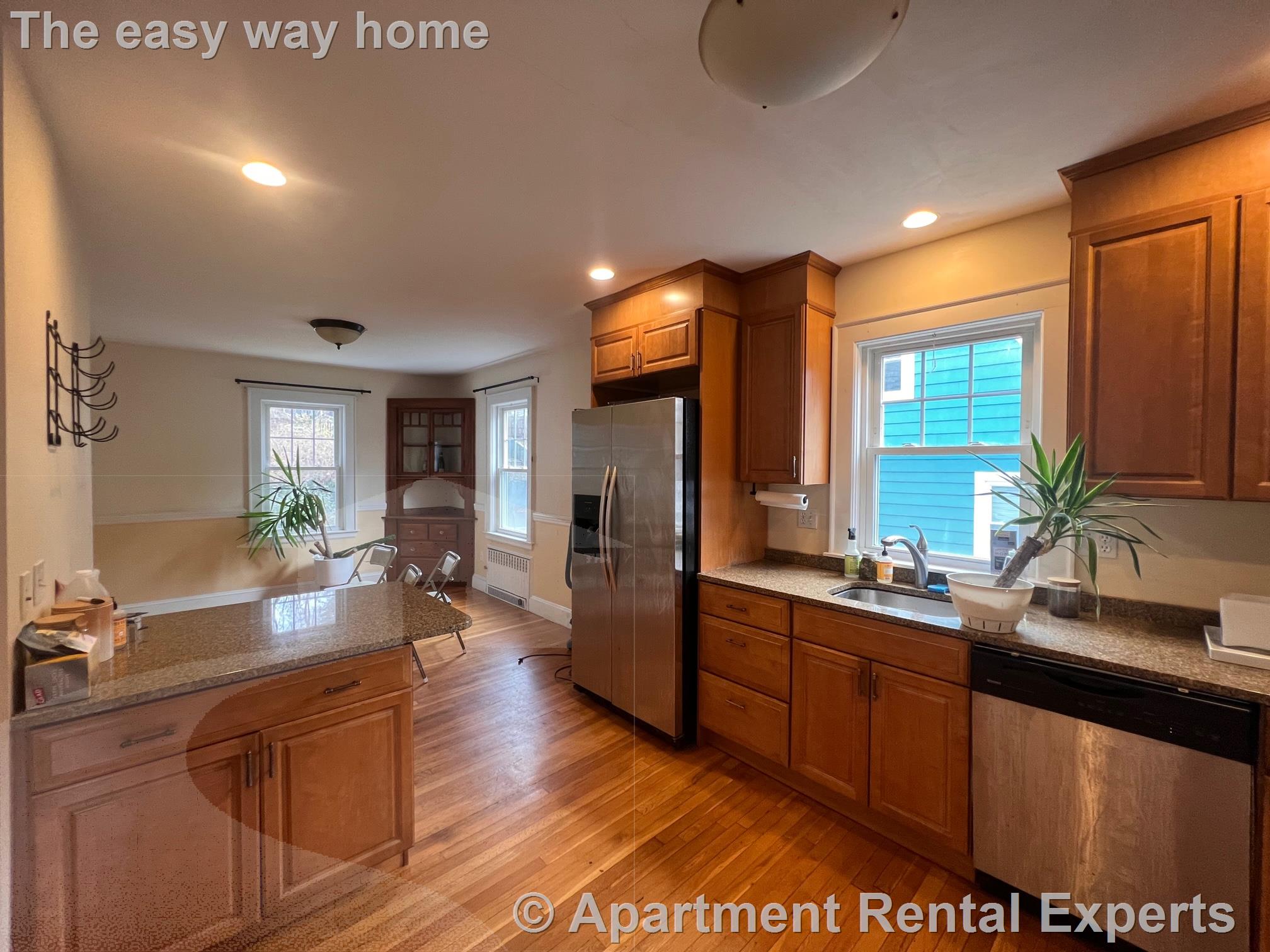 137 Sunset Rd, Arlington