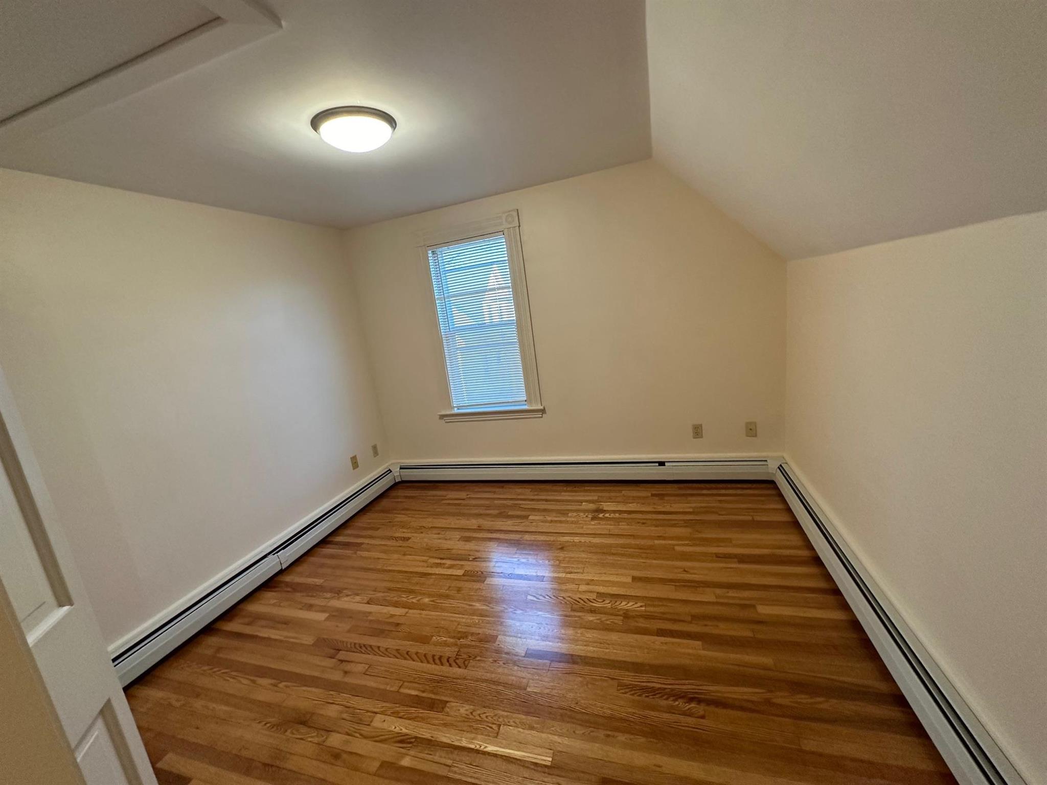 15 Lesley Ave, Davis Square