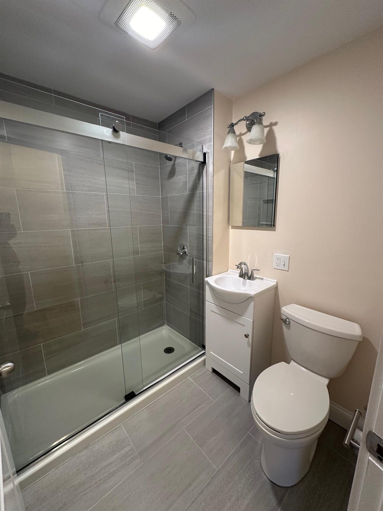 15 Lesley Ave, Davis Square