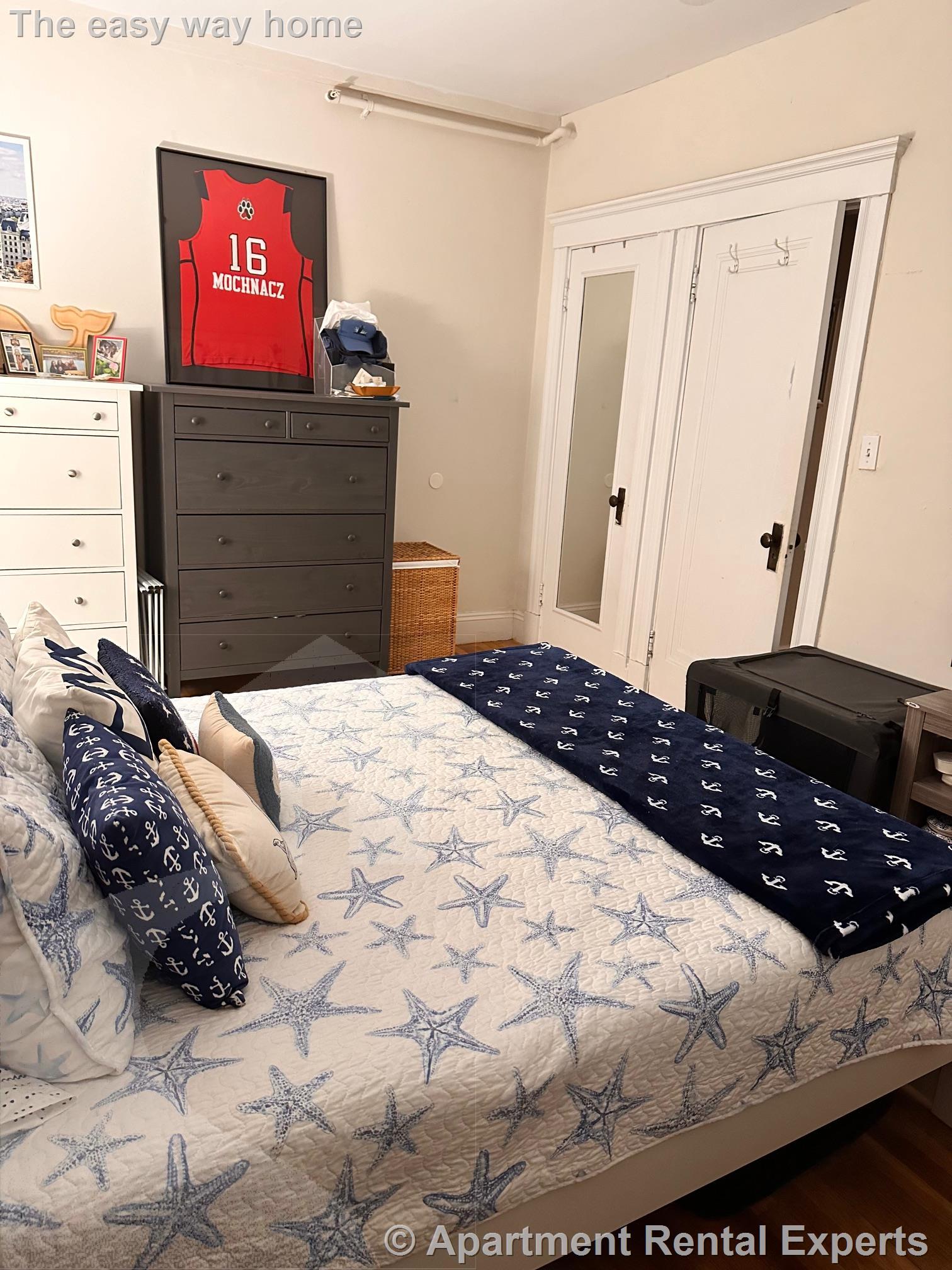 1558 Massachusetts Ave, Harvard Square