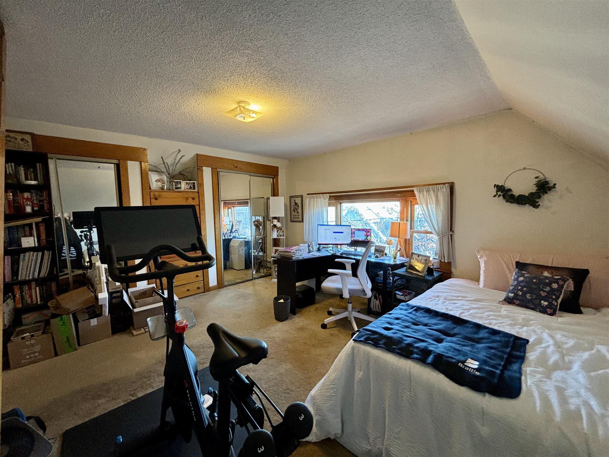 136 Lowell St, Davis Square