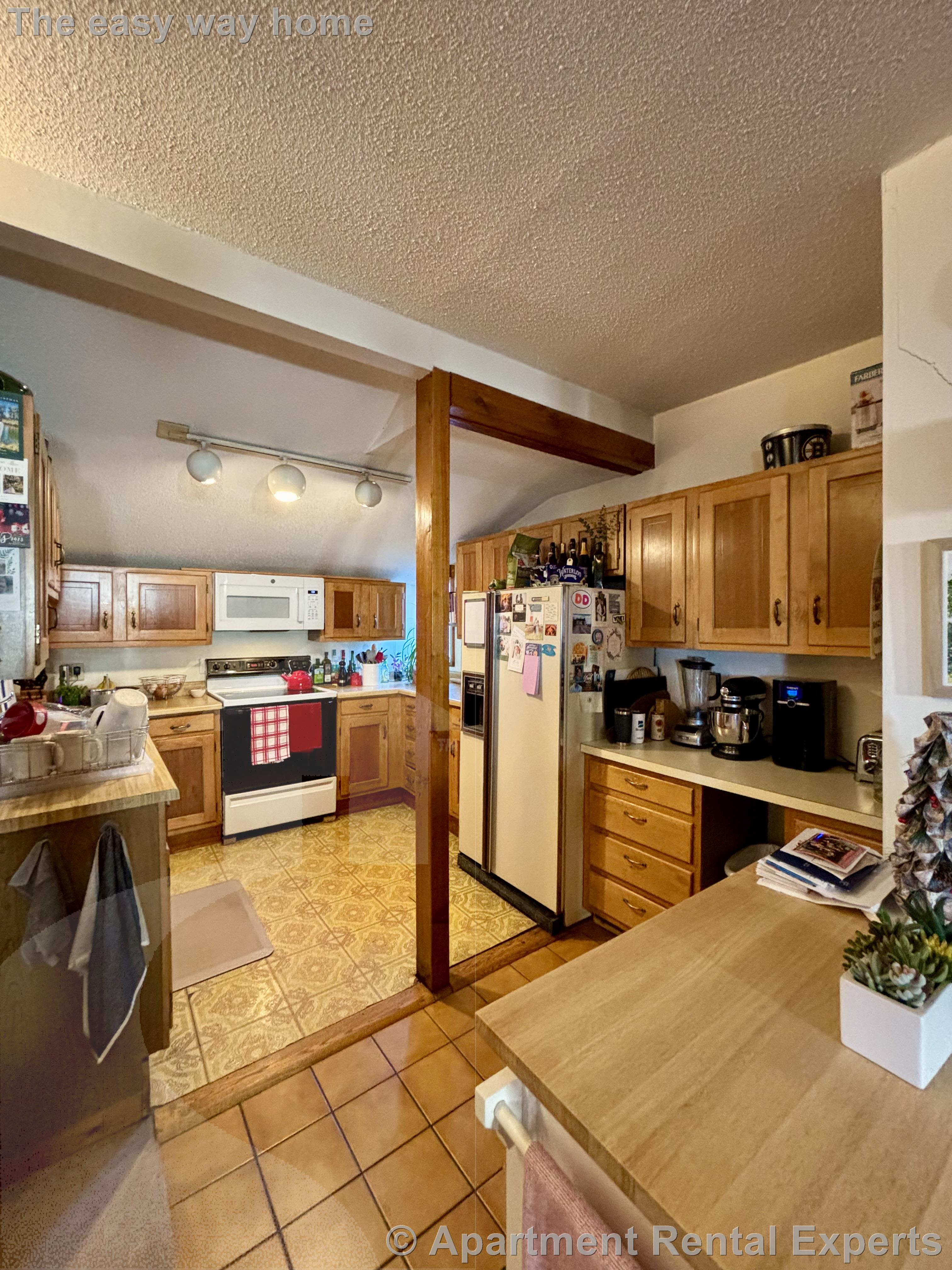 136 Lowell St, Ward Two