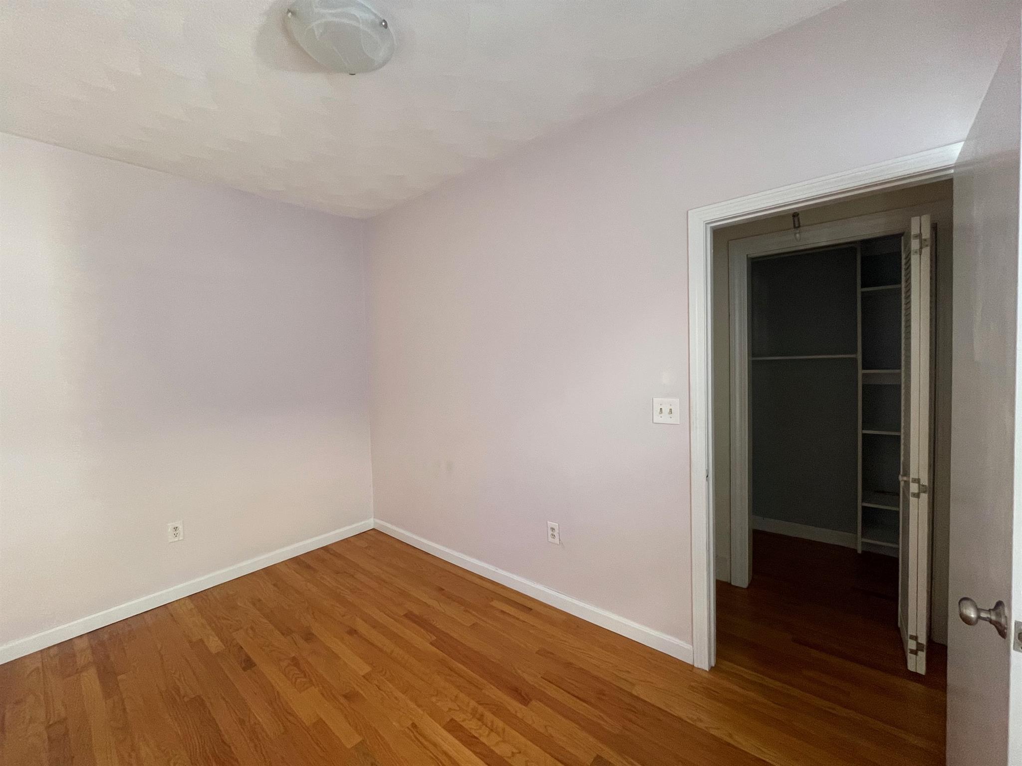 68 Kenmere Rd, Wellington