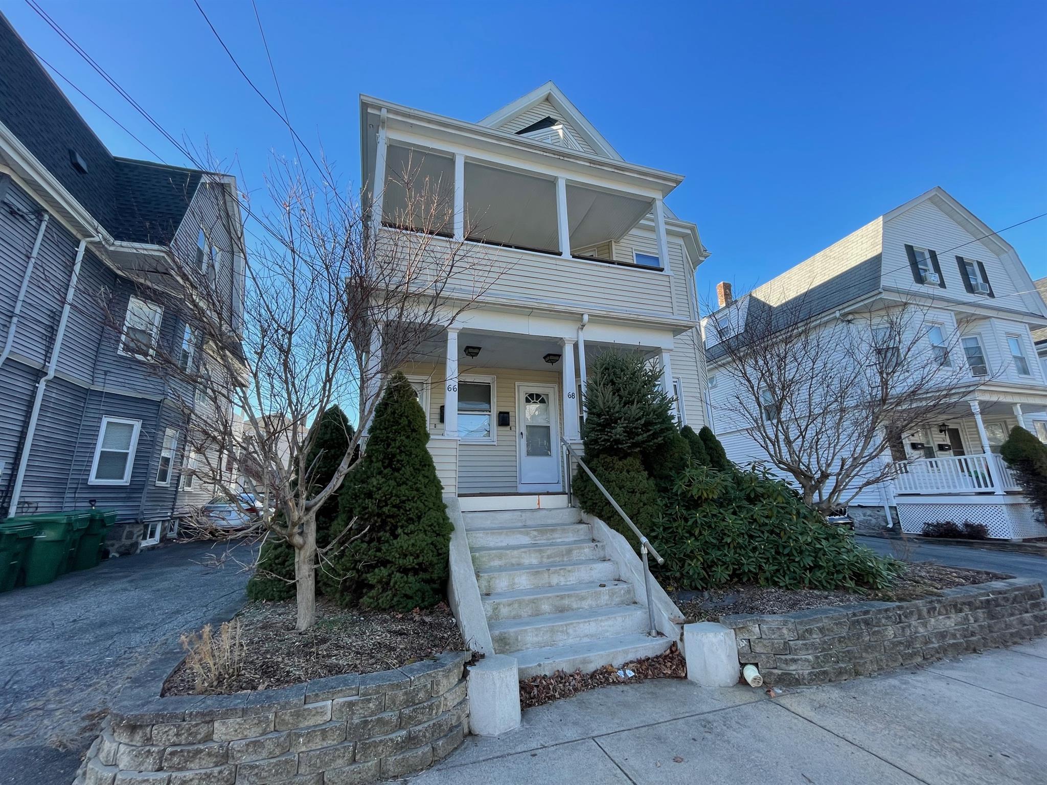 68 Kenmere Rd, Wellington