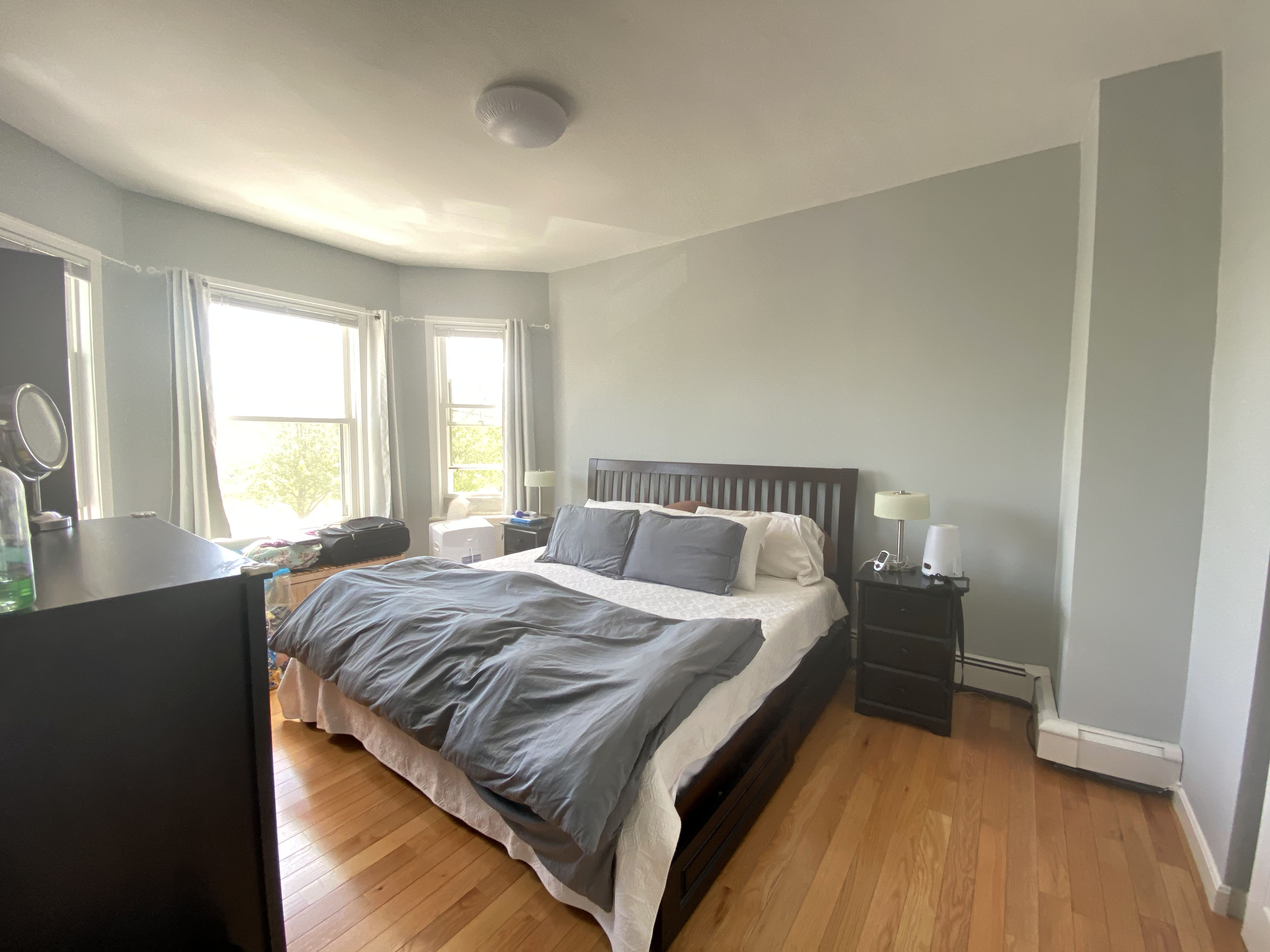 326 Bremen St, East Boston