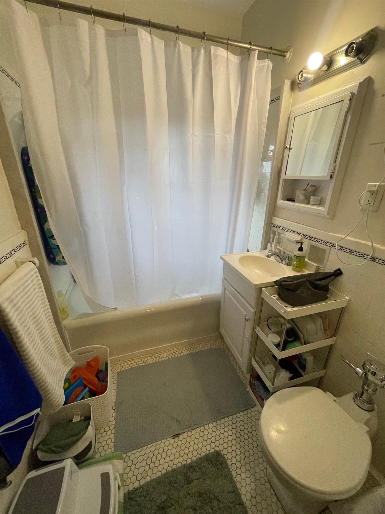 3 Arlington St, Porter Square