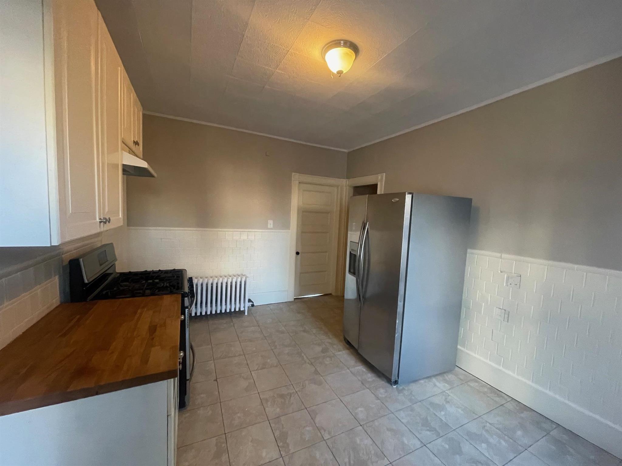 8 Charnwood Rd, Davis Square