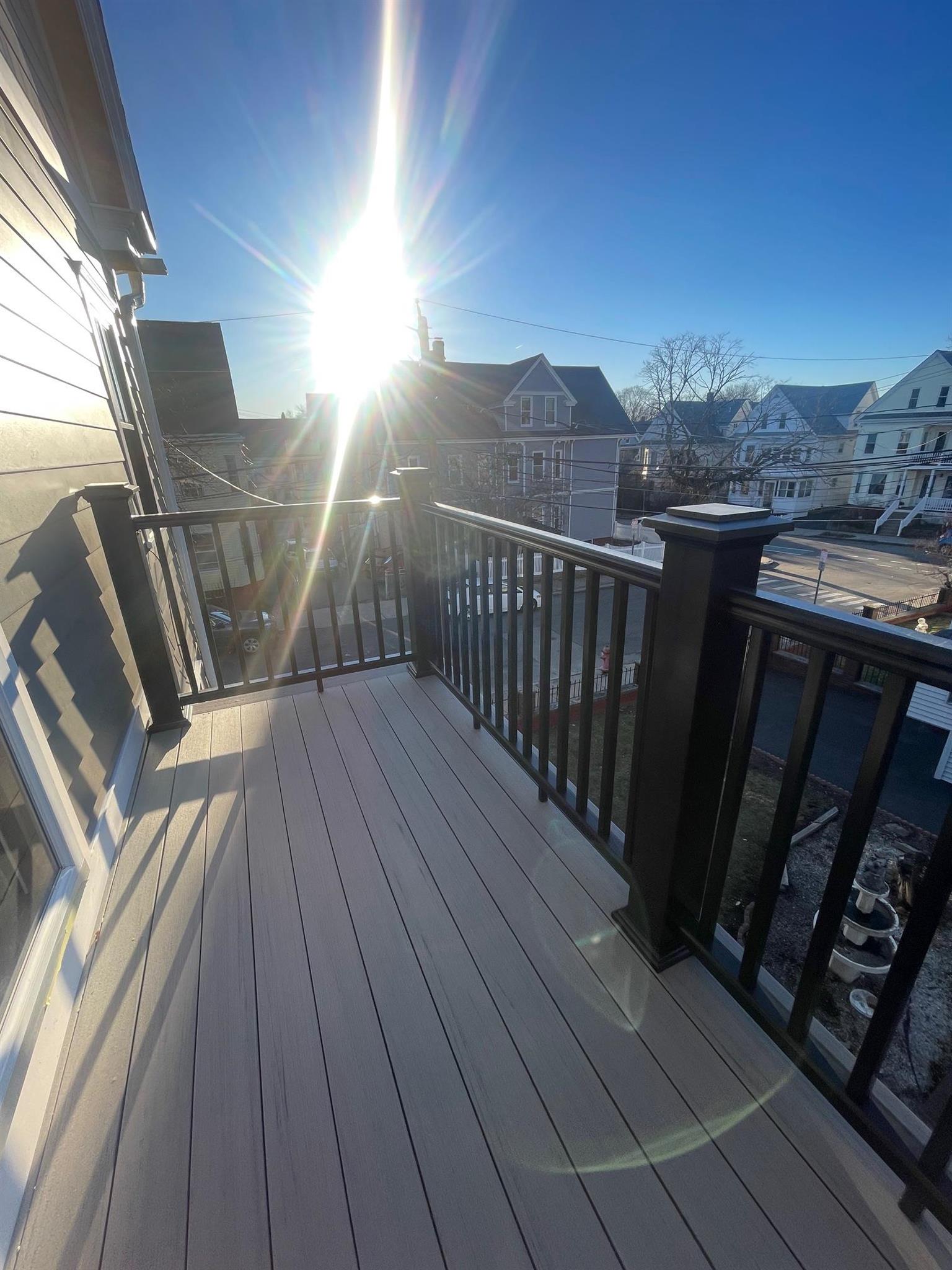 8 Charnwood Rd, Davis Square