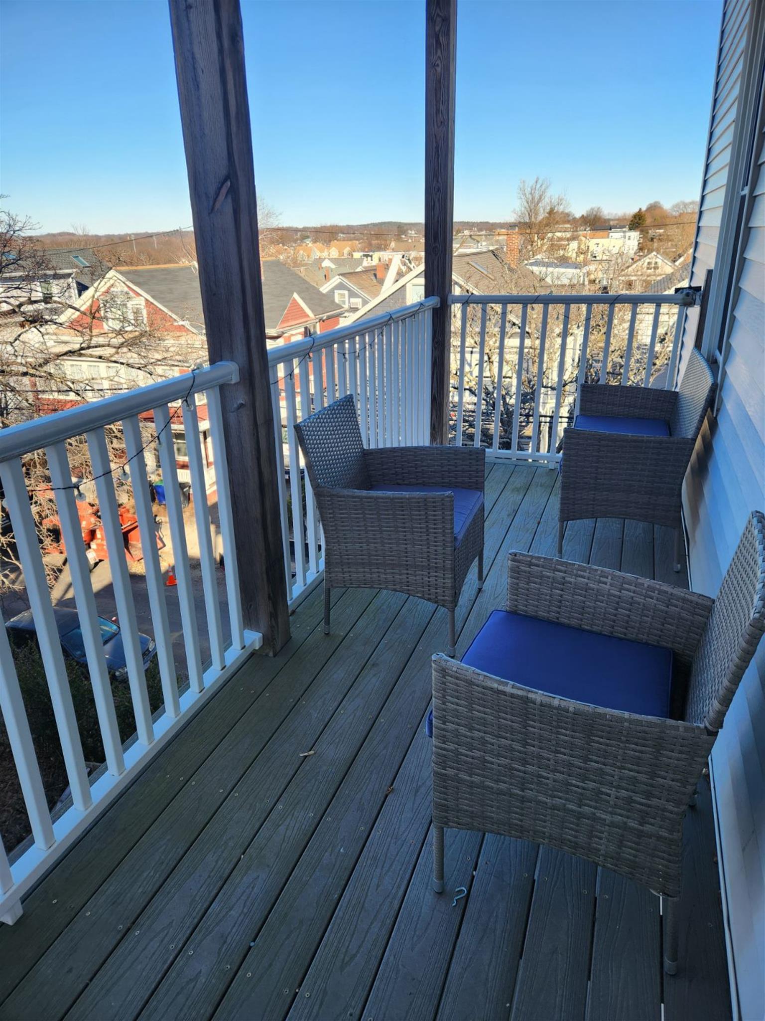 42 Belknap St, West Somerville