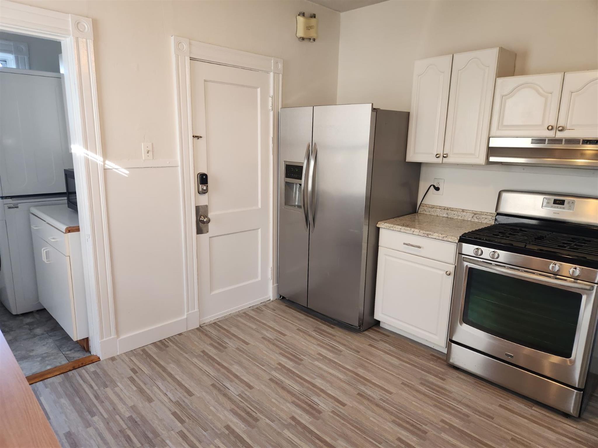 42 Belknap St, West Somerville