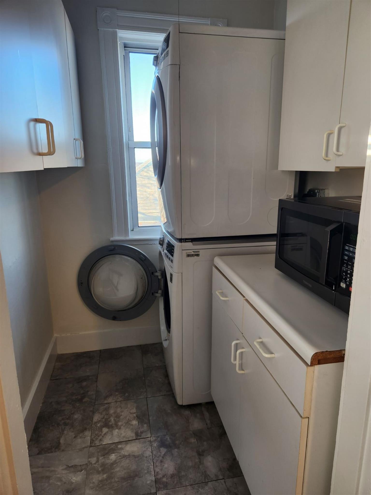 42 Belknap St, West Somerville