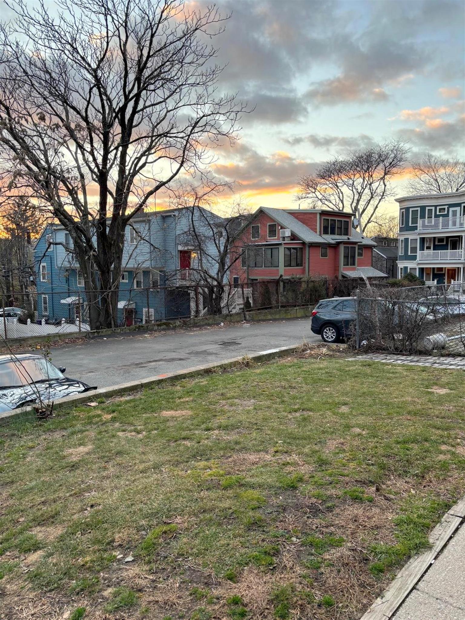 900 Massachusetts Ave, Central Square