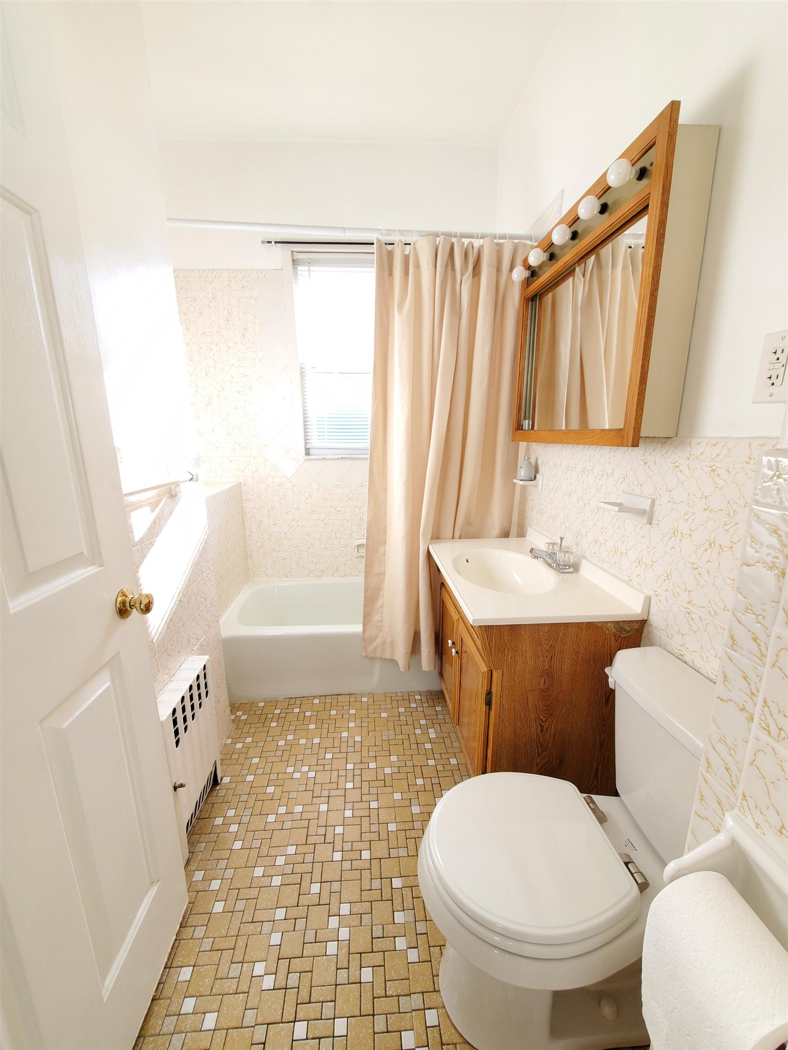 108 Pearson Rd, Ball Square