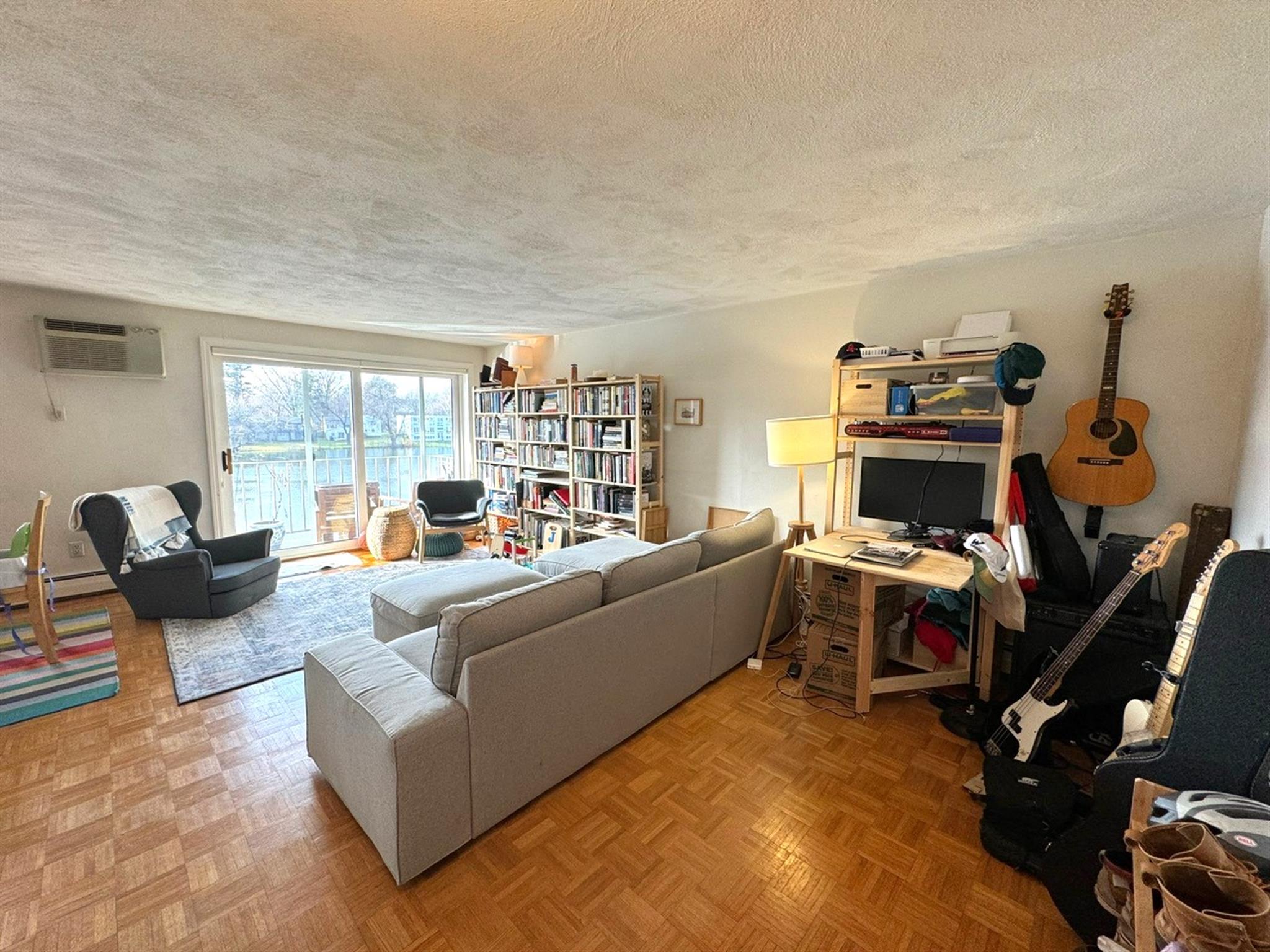 18 Hamilton Rd, Arlington