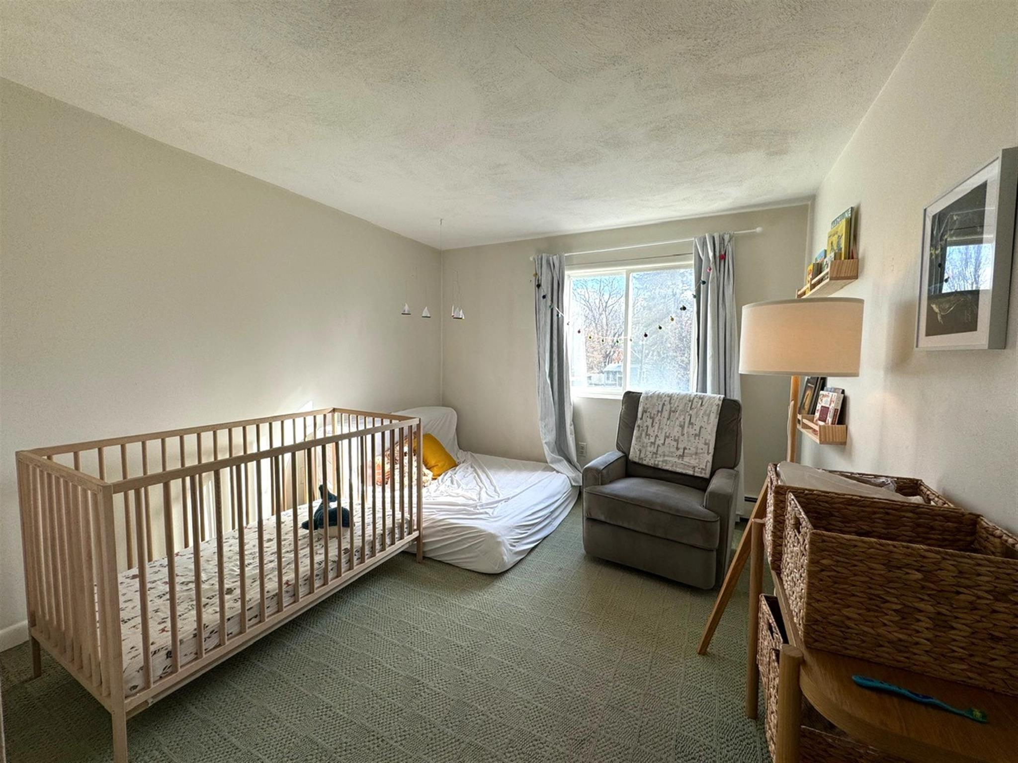 18 Hamilton Rd, Arlington