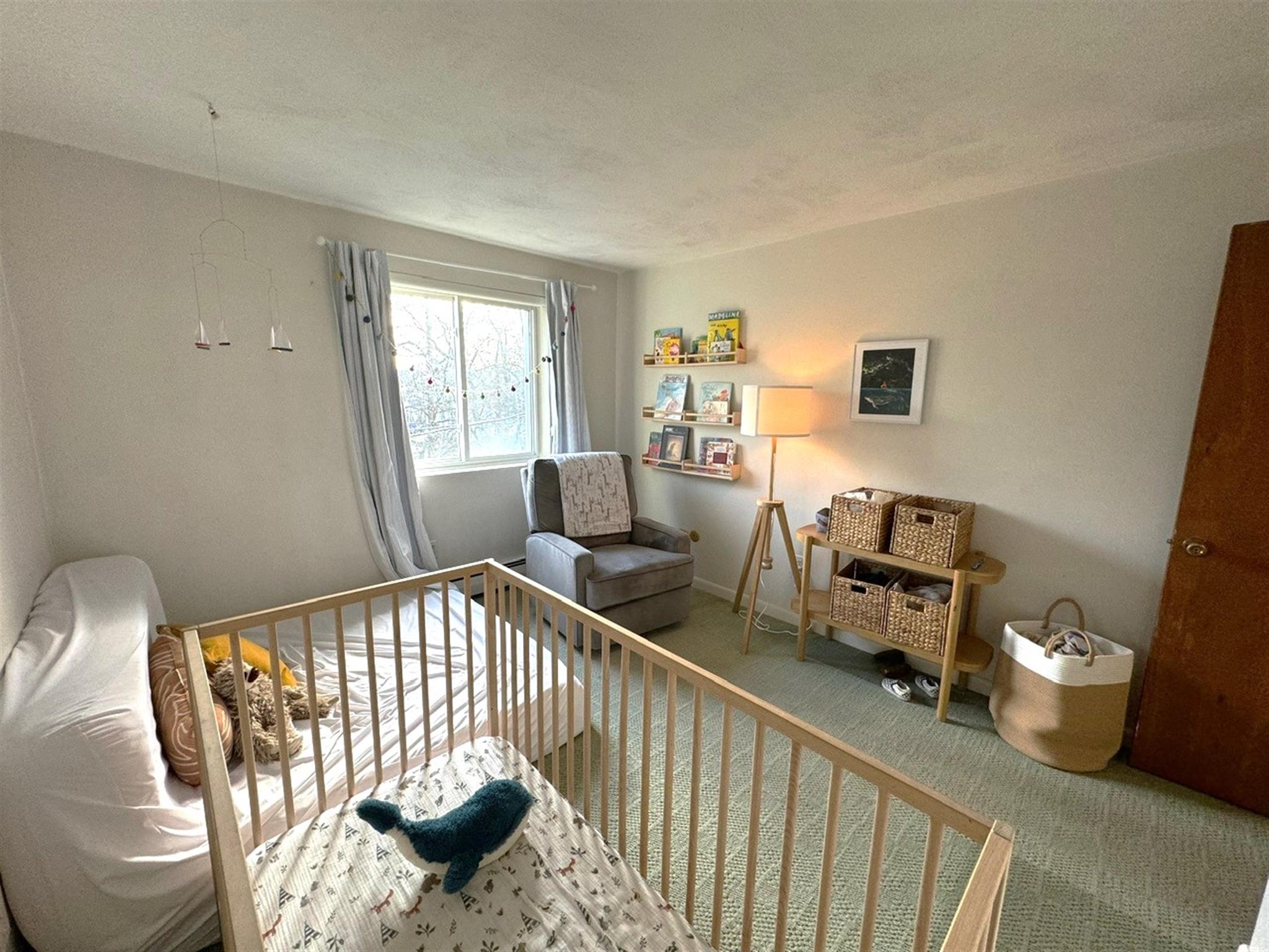 18 Hamilton Rd, Arlington