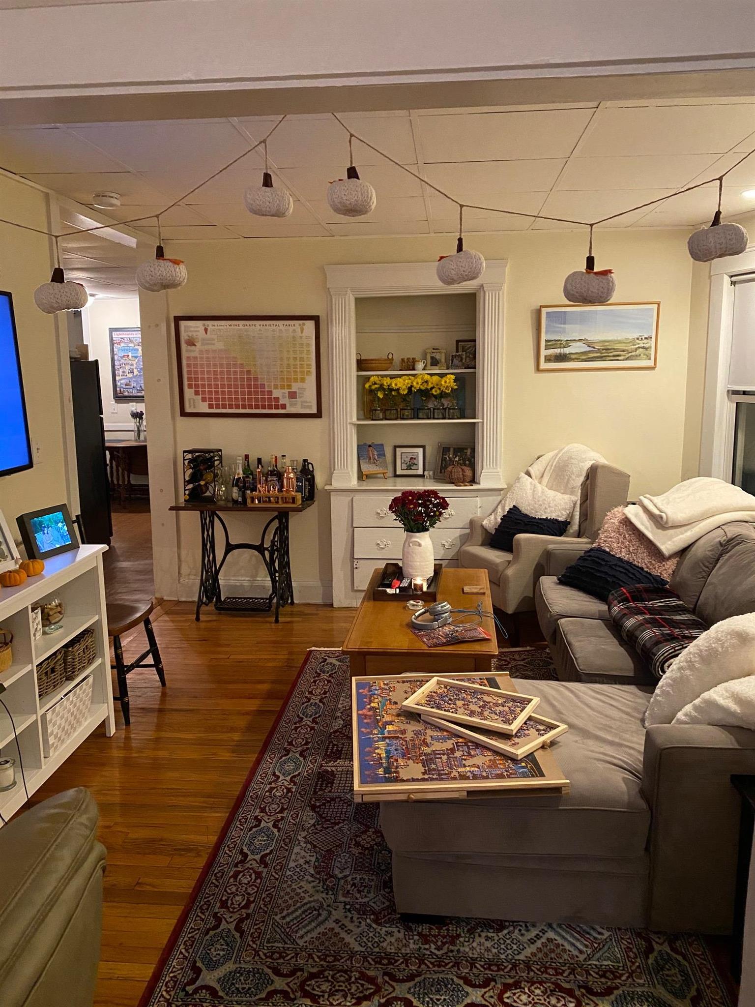 109 Perkins St, East Somerville