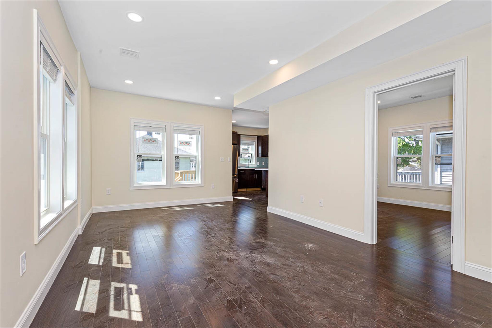 72 Stanley Ave, South Medford