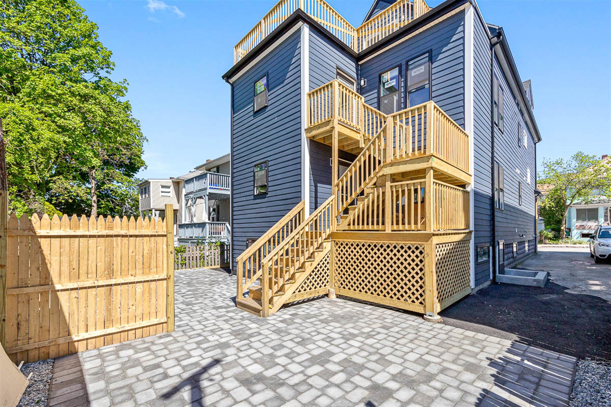 72 Stanley Ave, South Medford