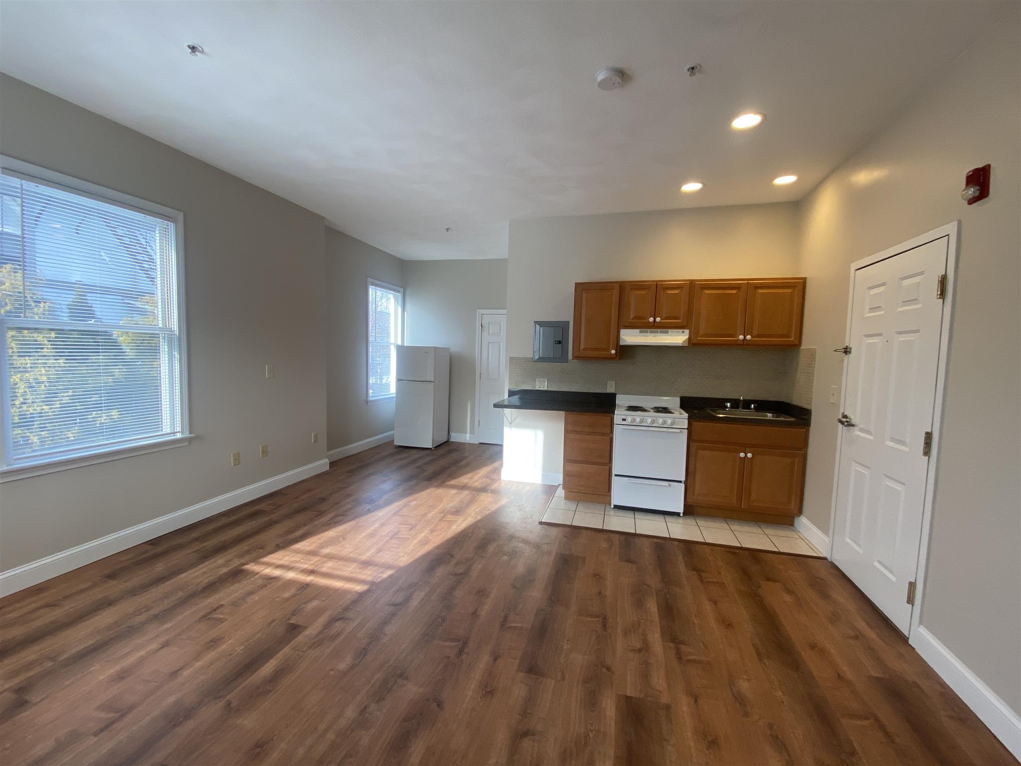 364 Harvard St, Harvard Square