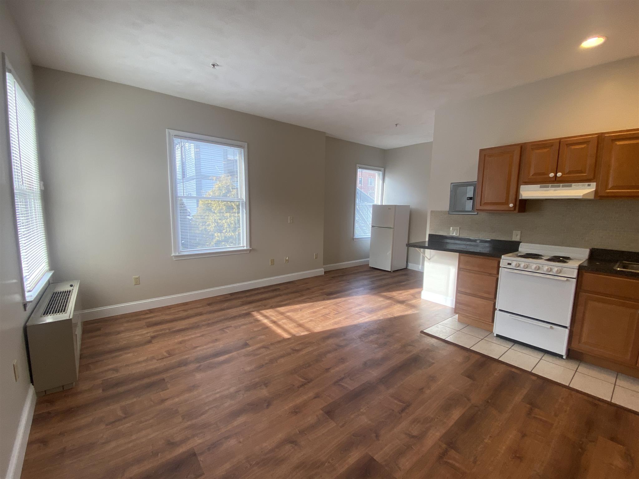 364 Harvard St, Harvard Square