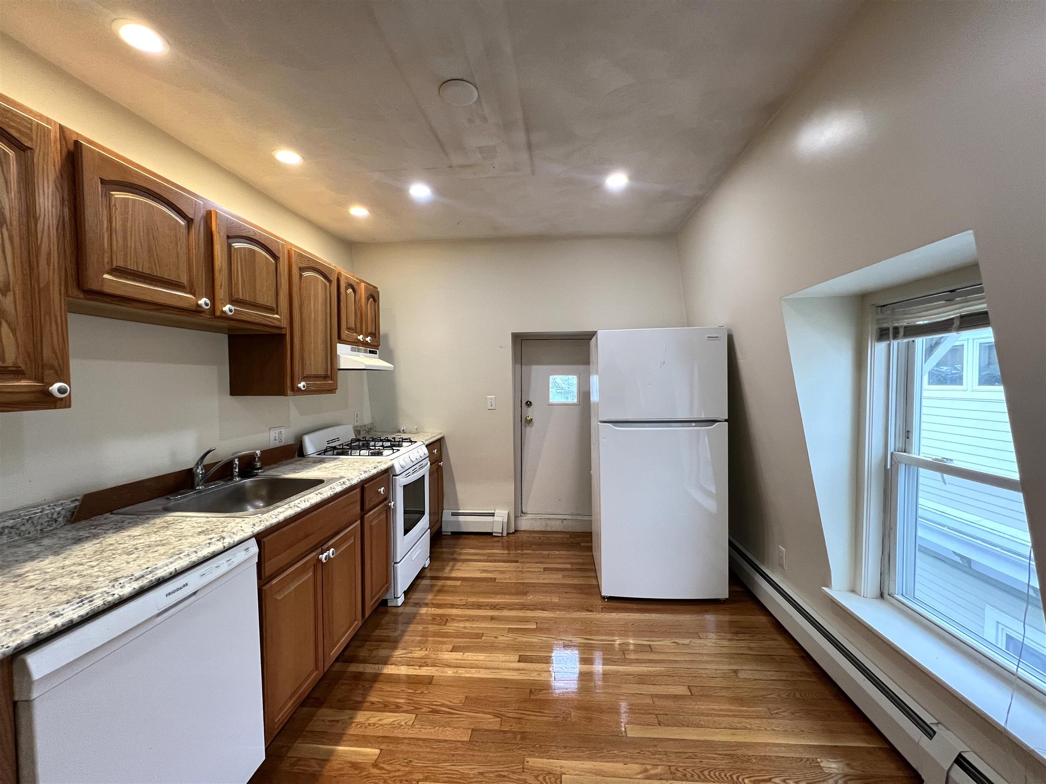 15 Howe St, Winter Hill