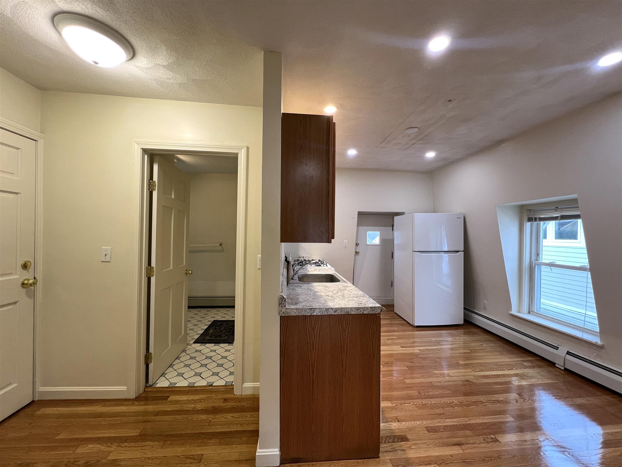 15 Howe St, Magoun Square