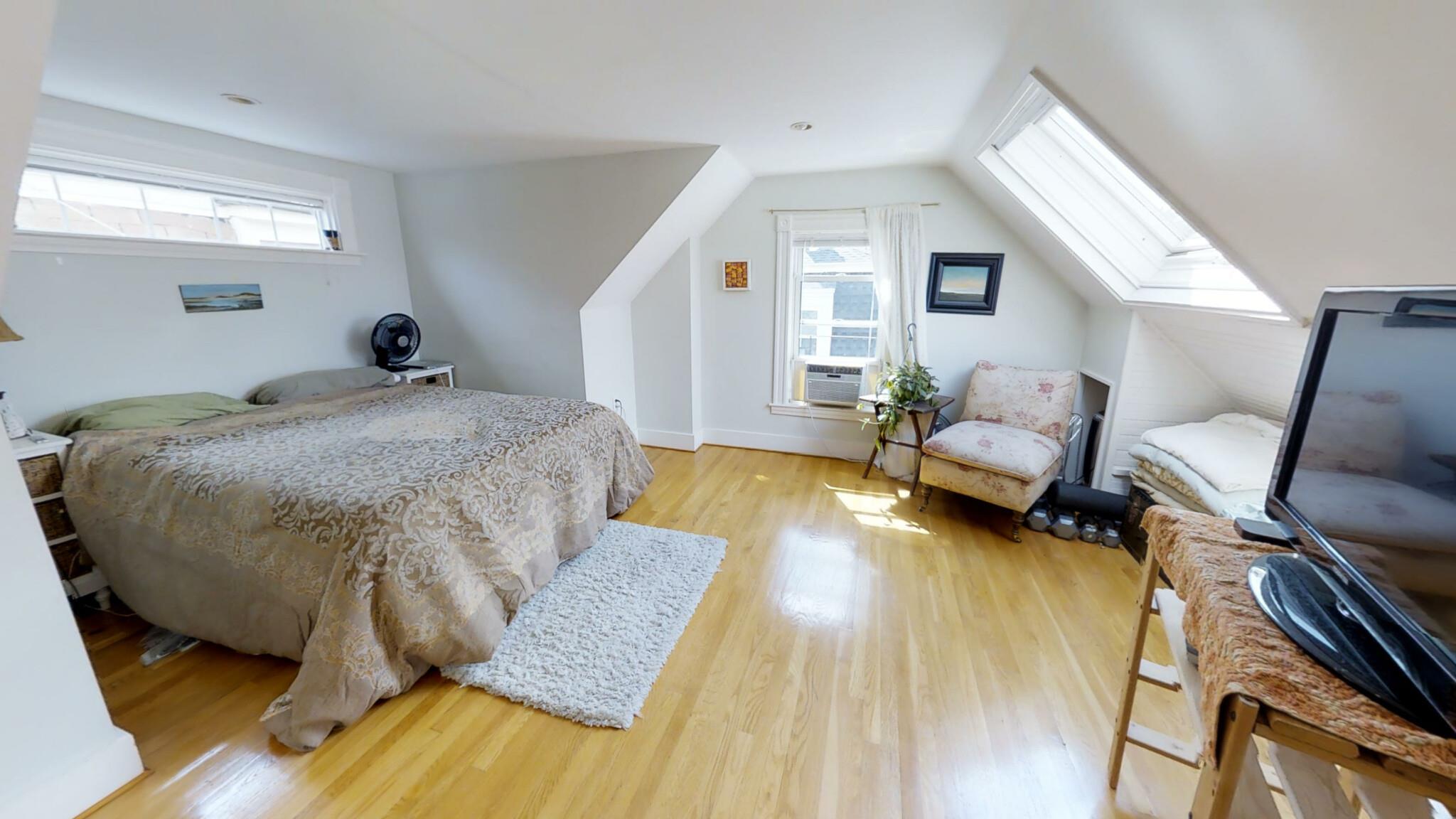 8 Claremon, Davis Square