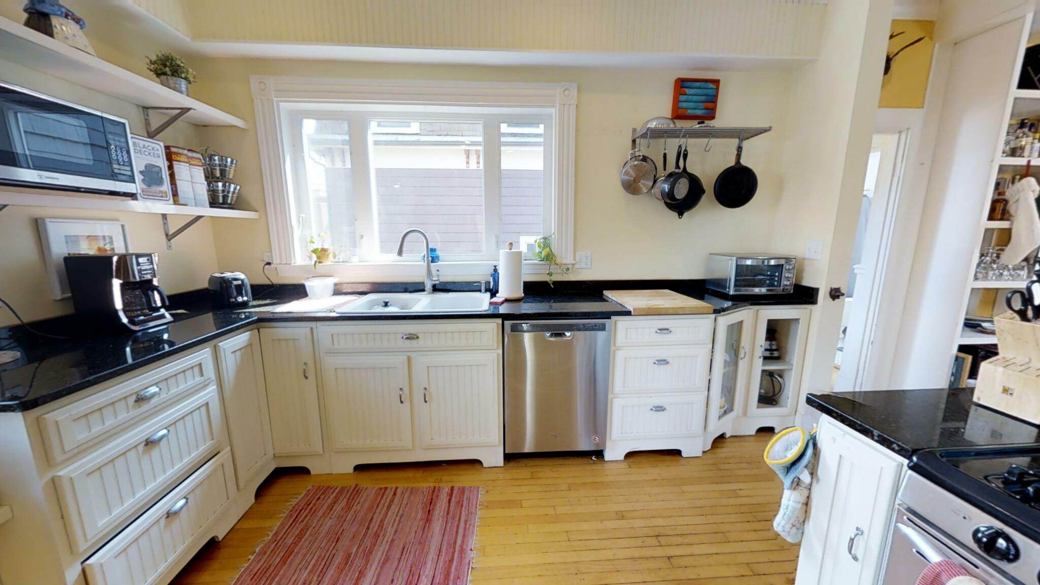 8 Claremon, Davis Square