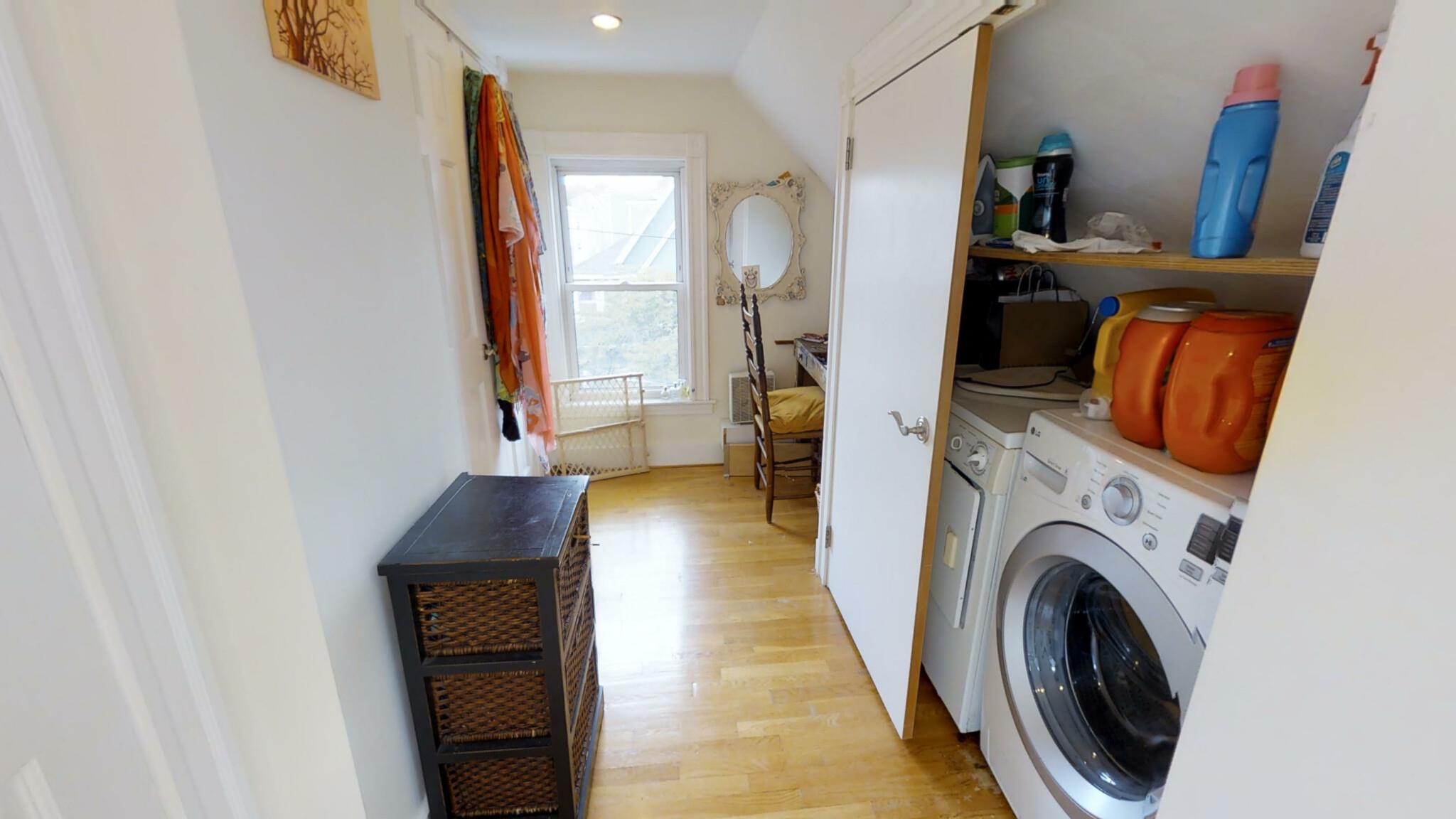 8 Claremon St, Davis Square