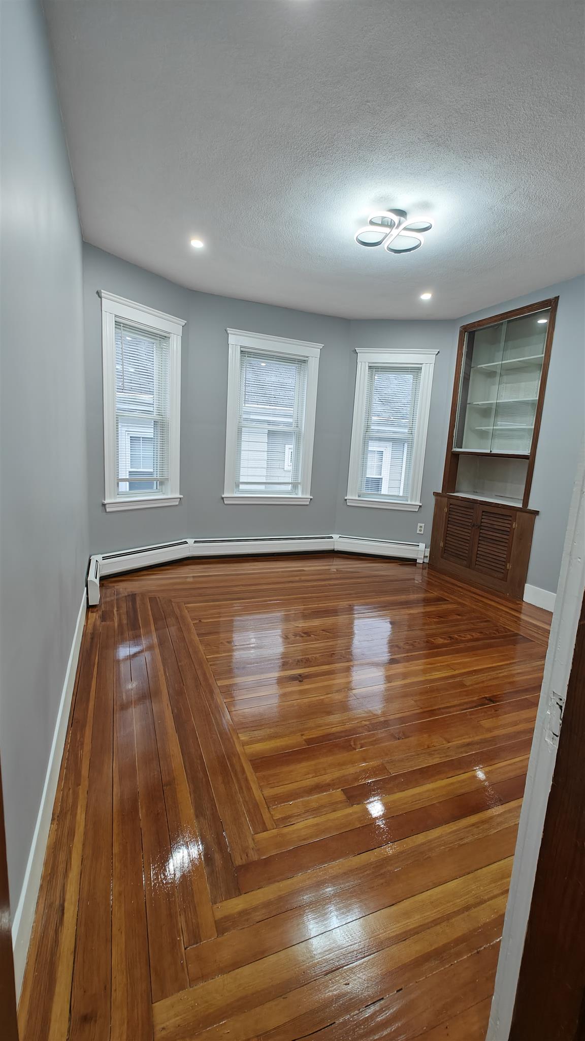 308 Spring Street Extension, Medford