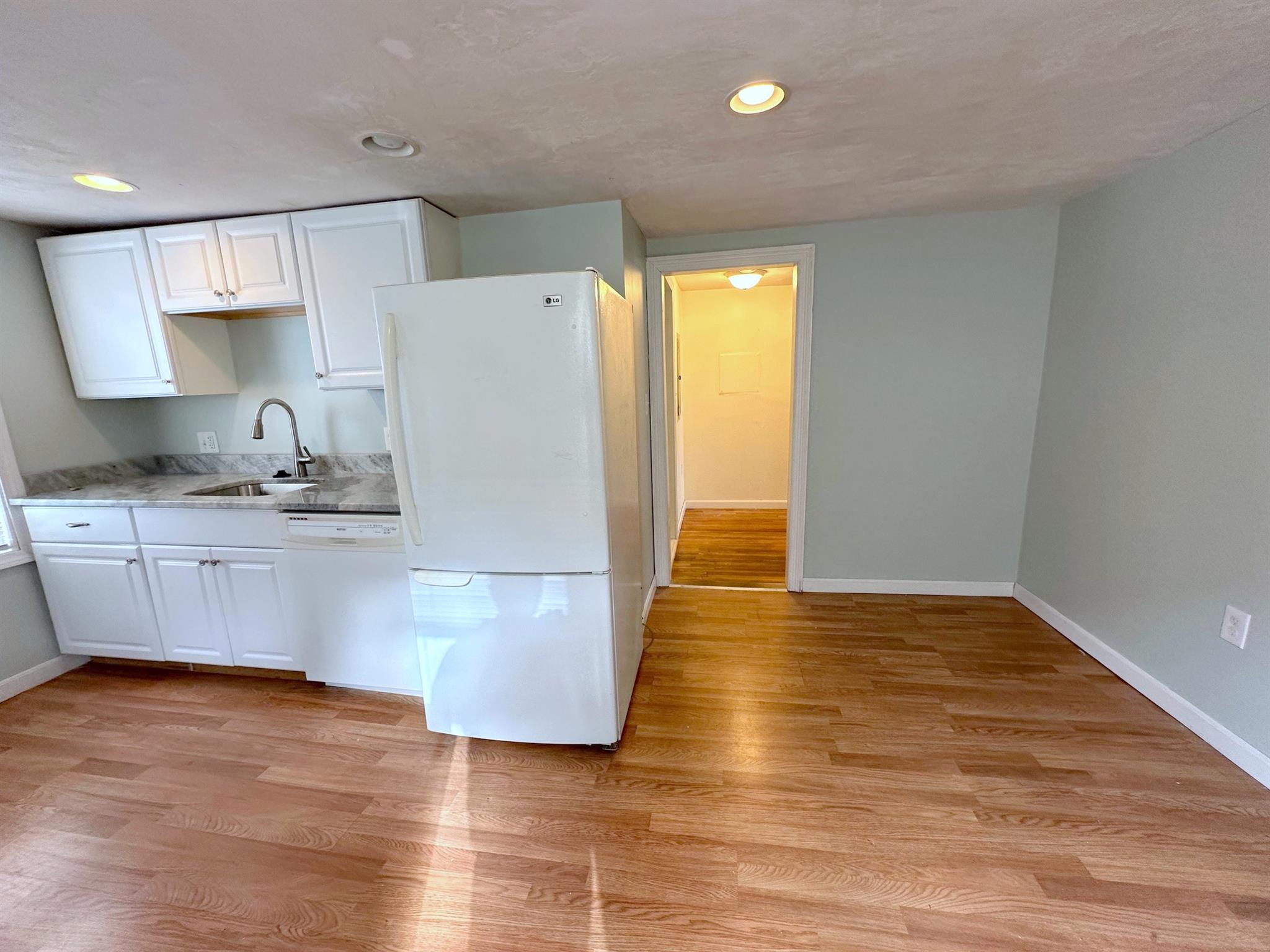 270 Park St, Medford Hillside