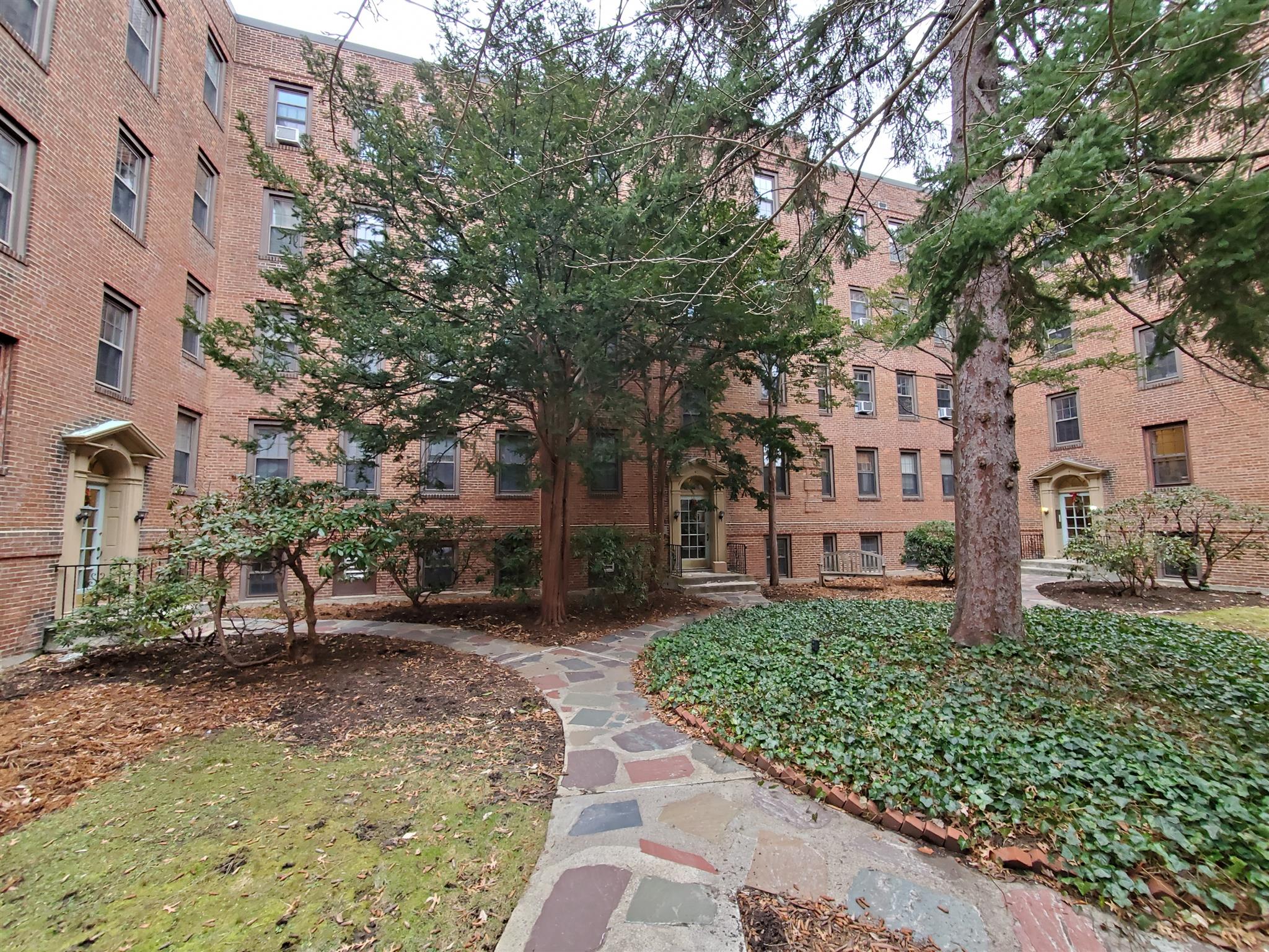 42 Ware St, Harvard Square