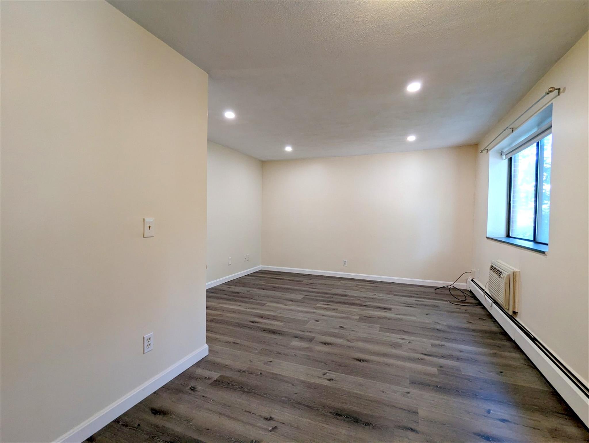 86 Newbury St, Teele Square