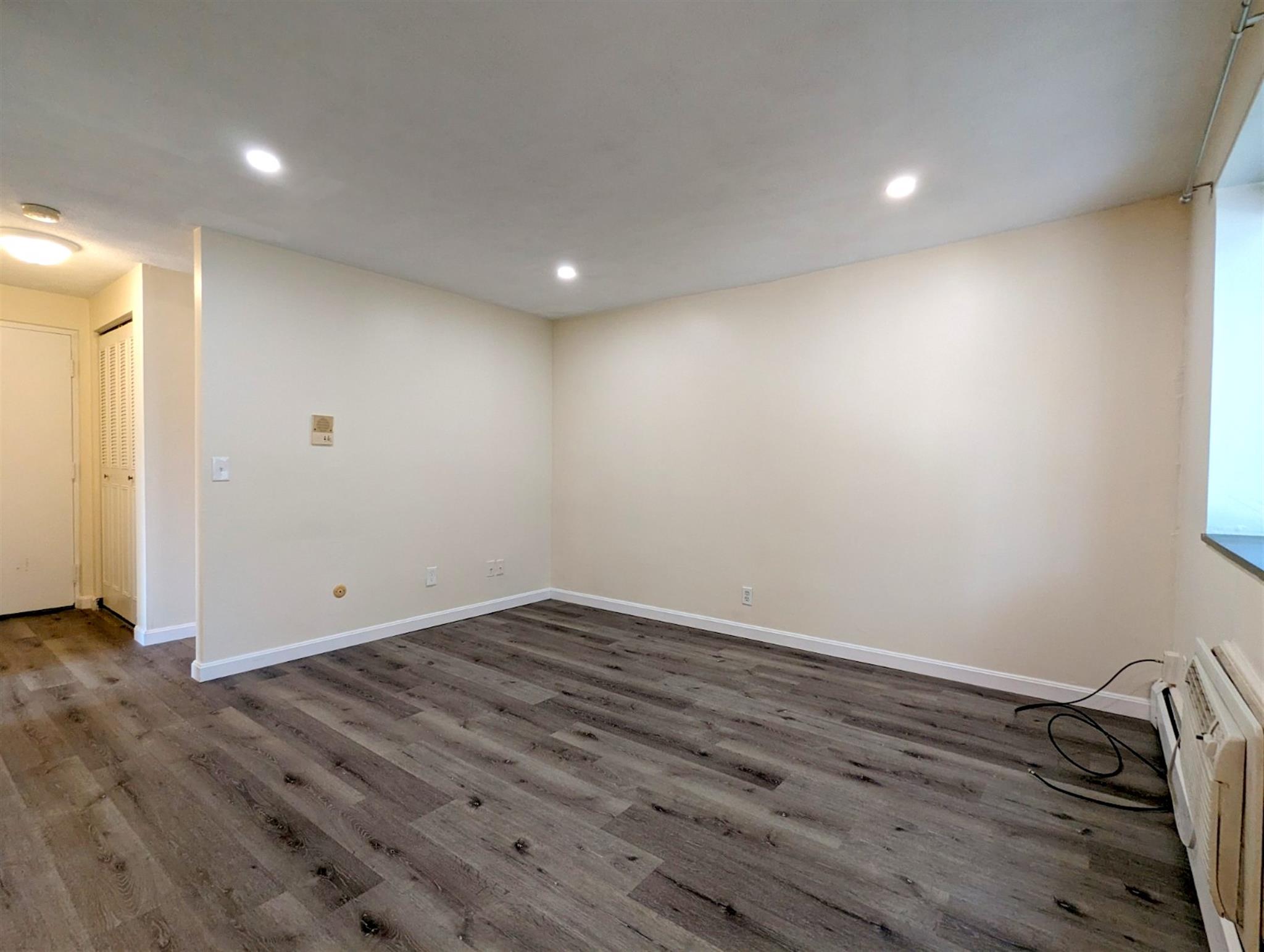 86 Newbury St, Teele Square