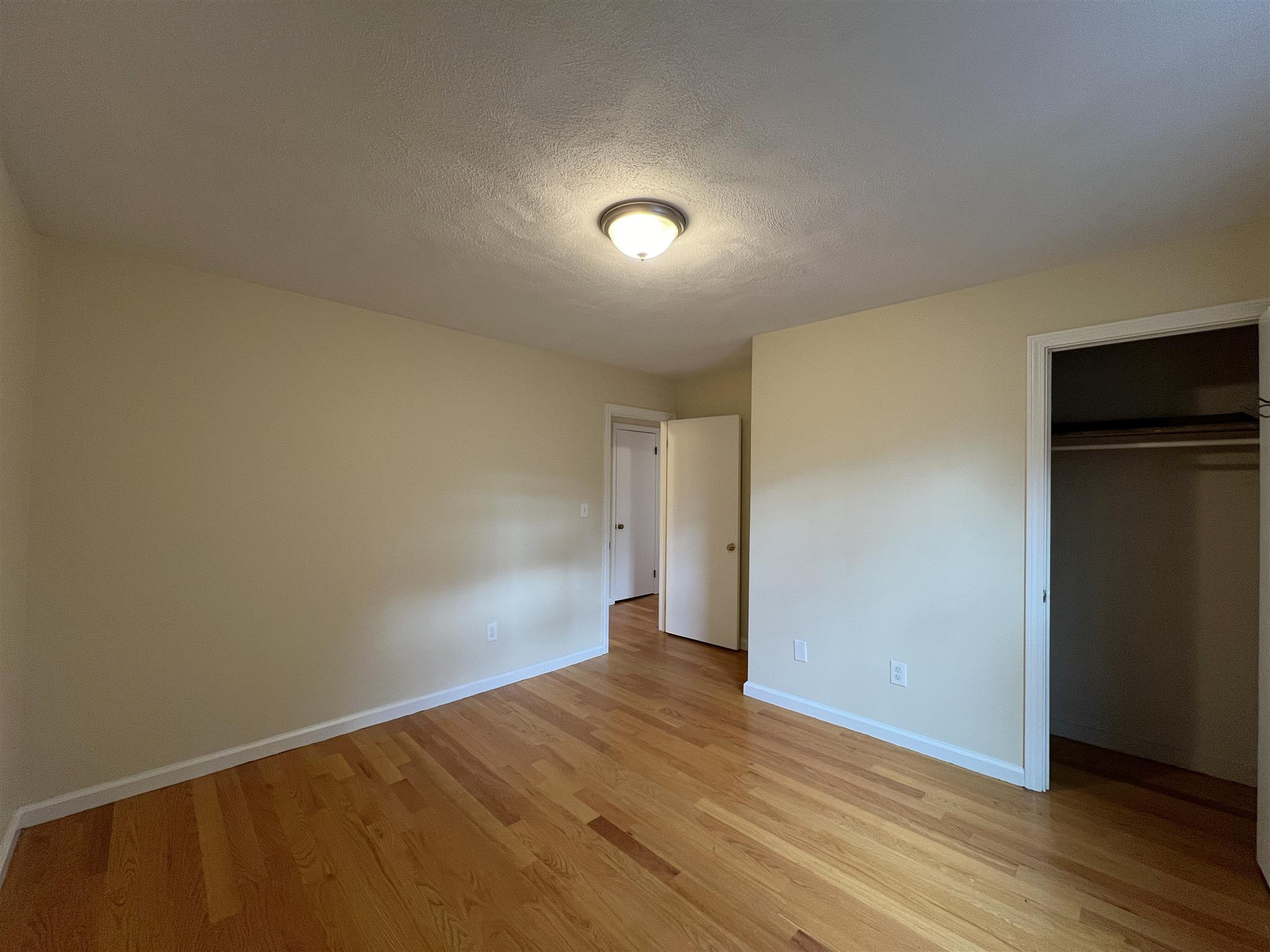 9 Banks St, Harvard Square