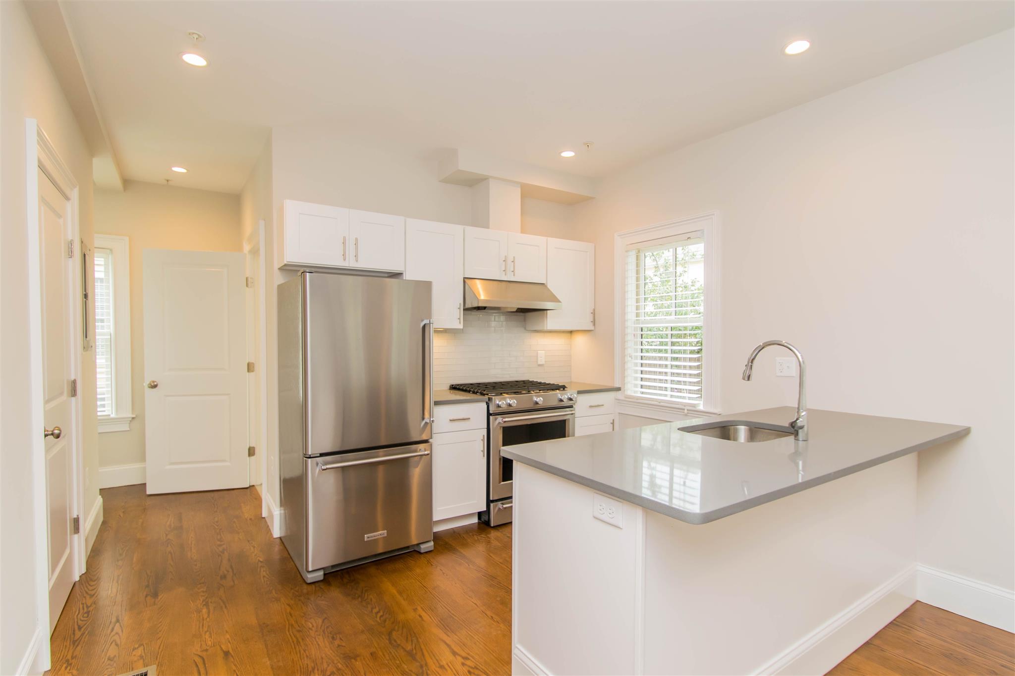 124 Columbia St, Central Square