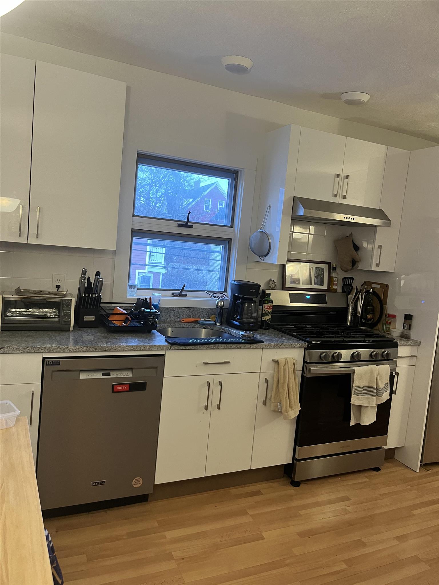 67 Willow Ave, Davis Square