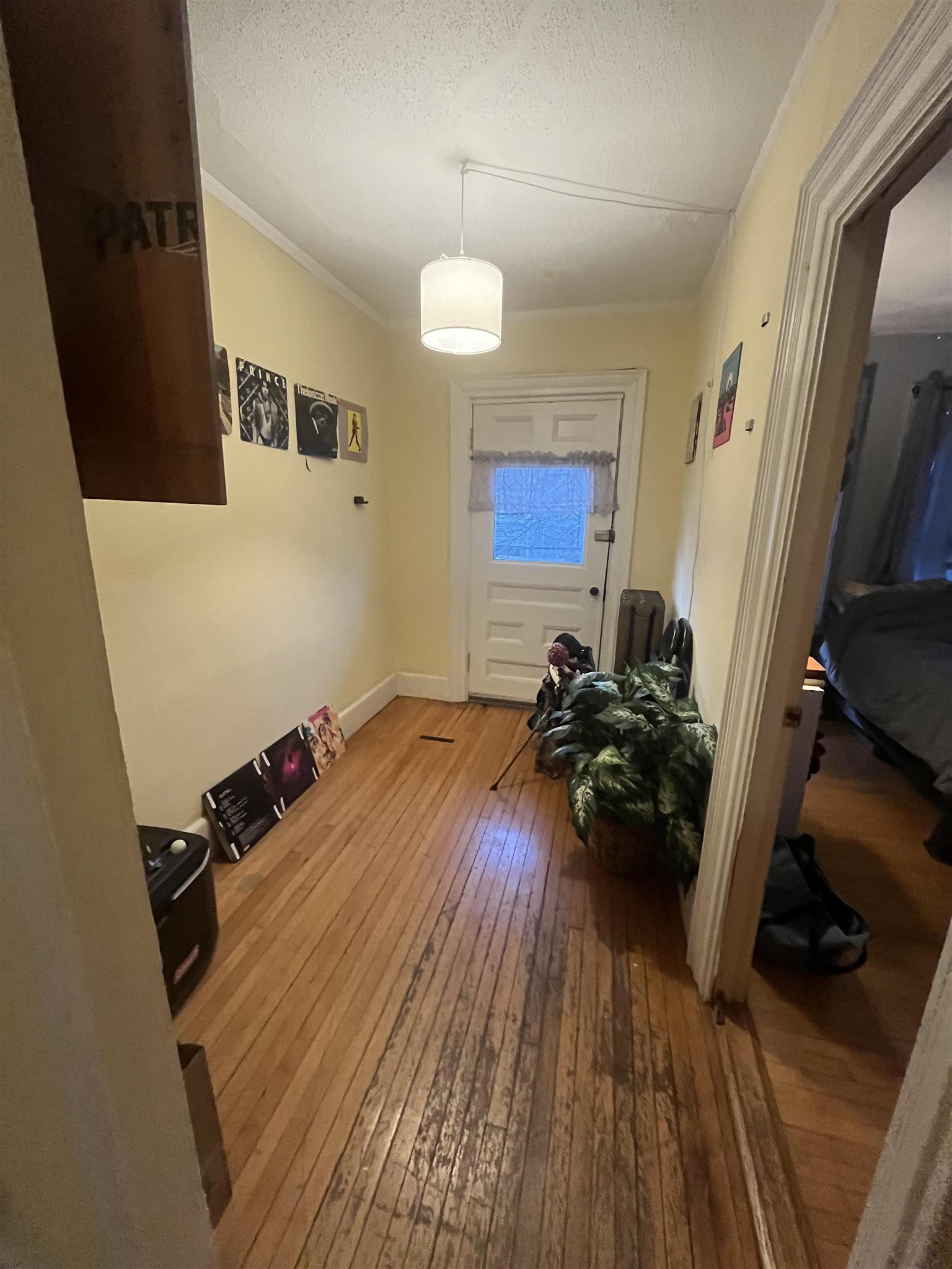 67 Willow Ave, Davis Square