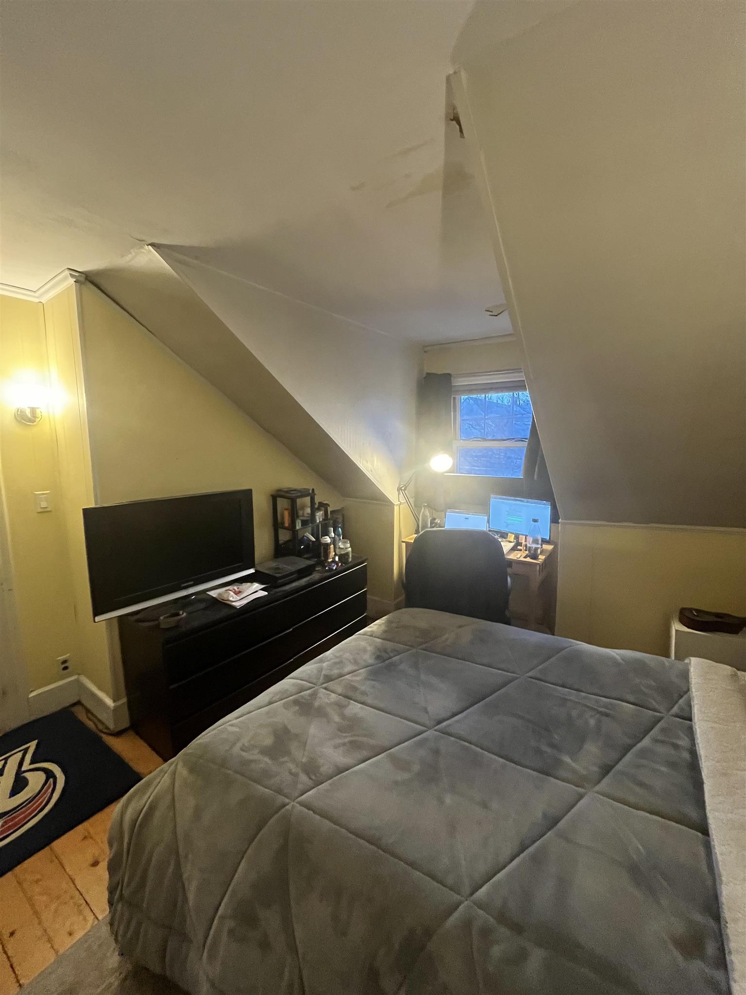 67 Willow Ave, Davis Square