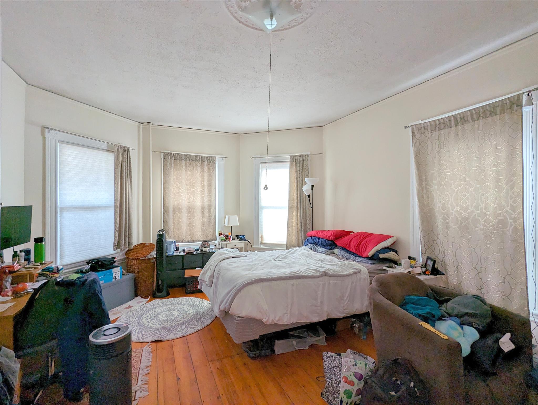 24 Linden Ave, Davis Square