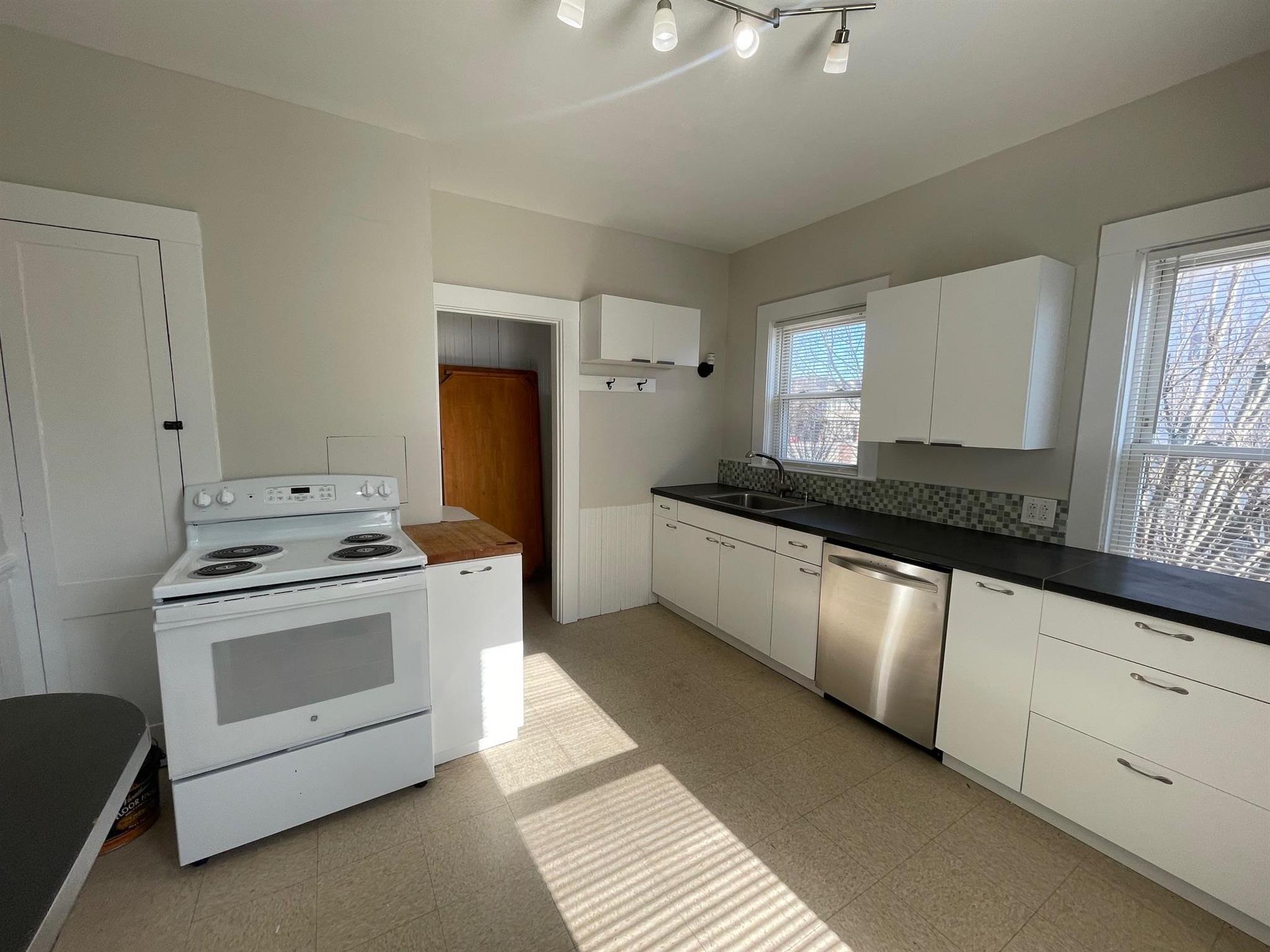 434 Broadway, Winter Hill