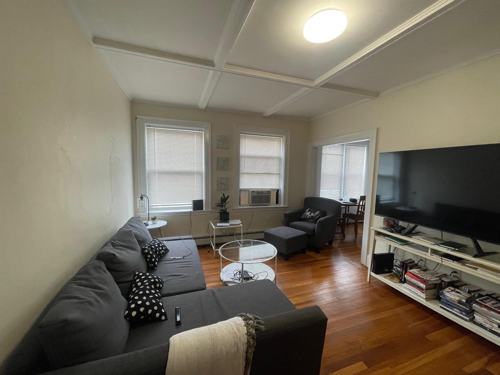 36 College Ave, Davis Square