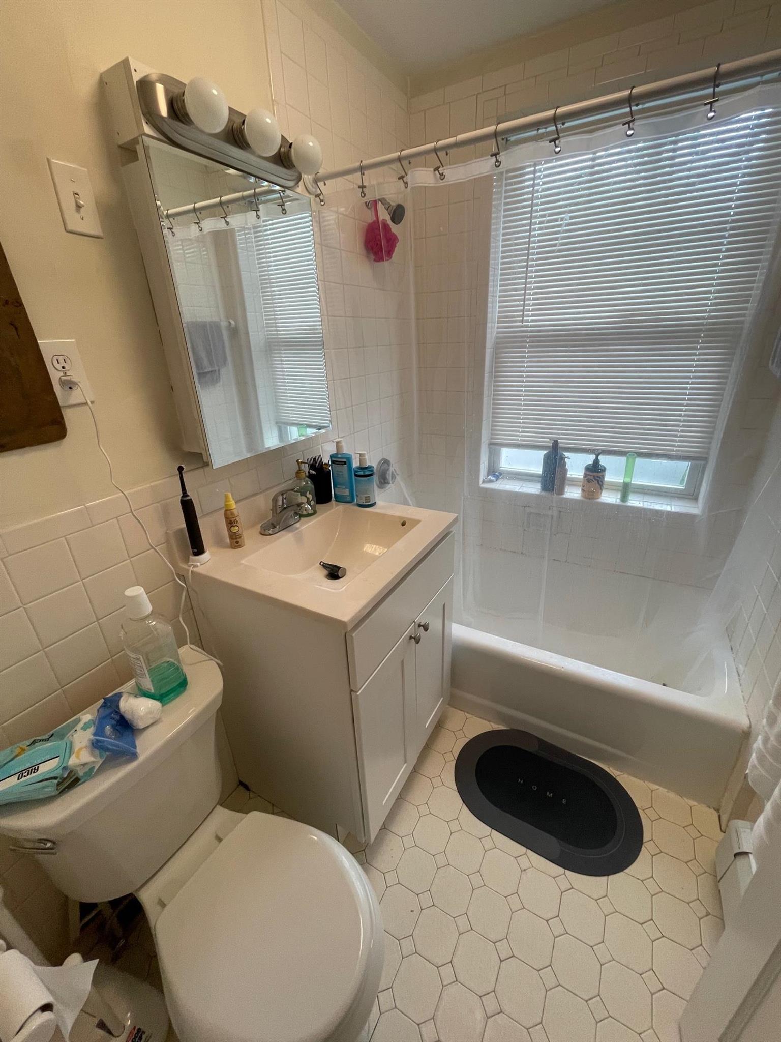 36 College Ave, Davis Square