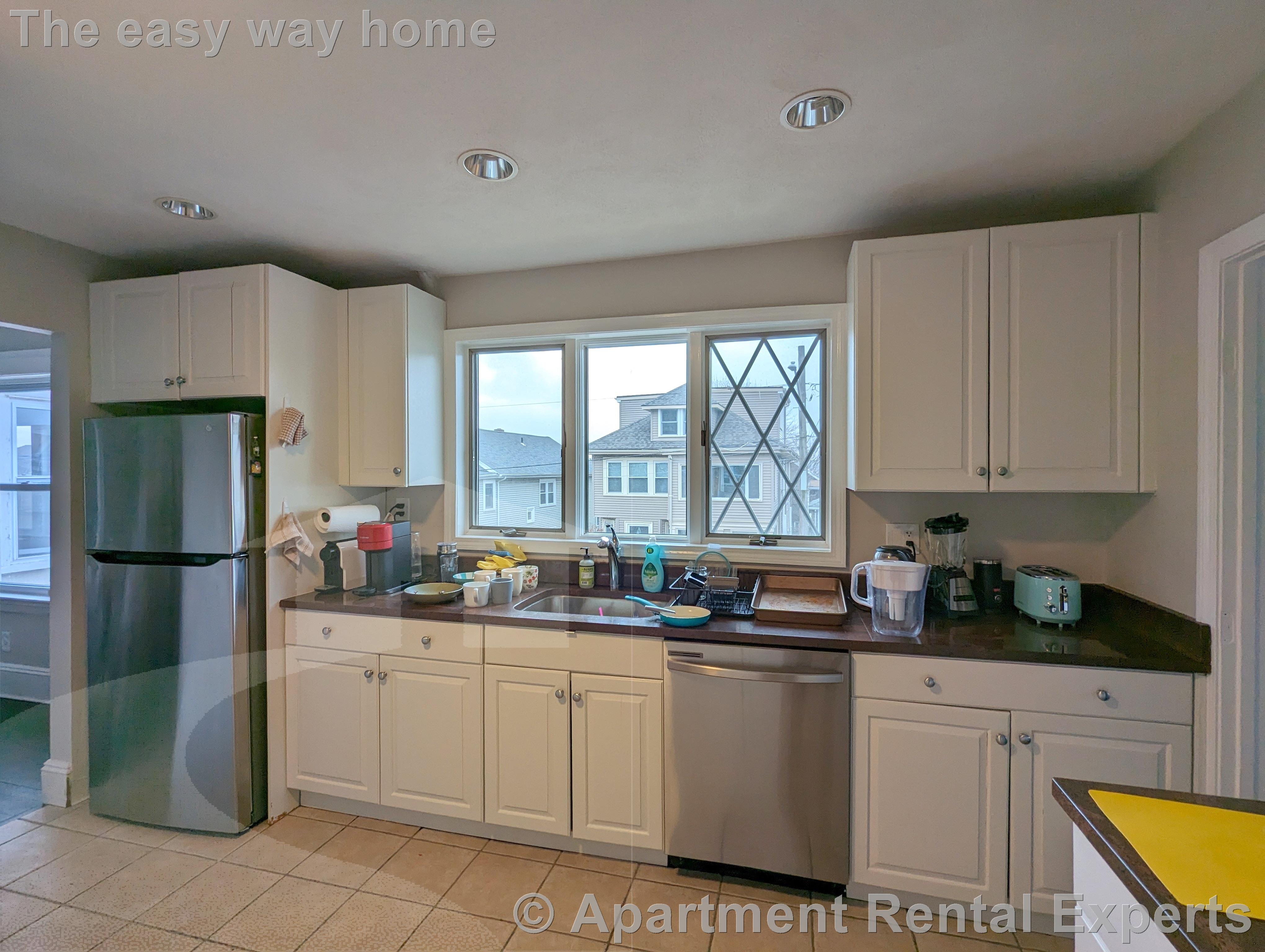 59 Sunset Rd, West Somerville