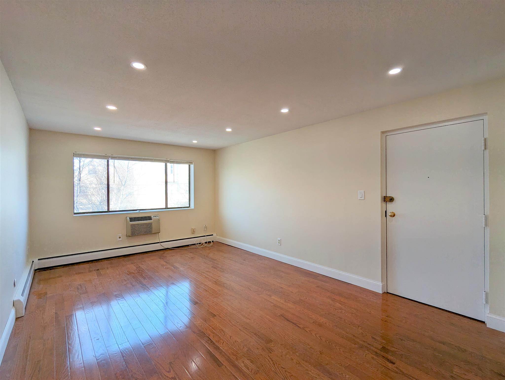 12 Cameron Ave, Teele Square